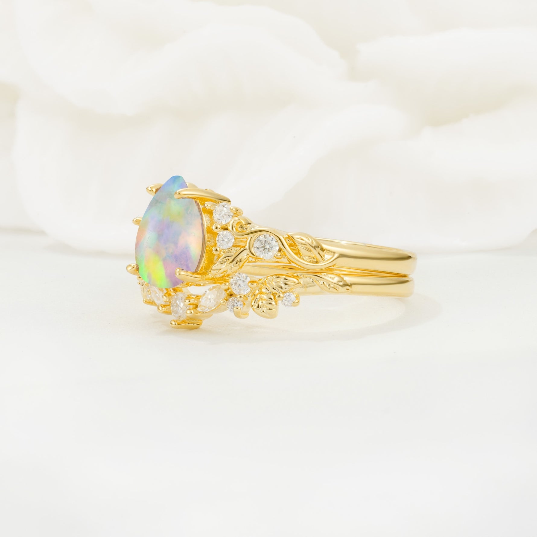 Vintage Pear Cut Fire Opal Bridal Ring Set - Rose-Gold