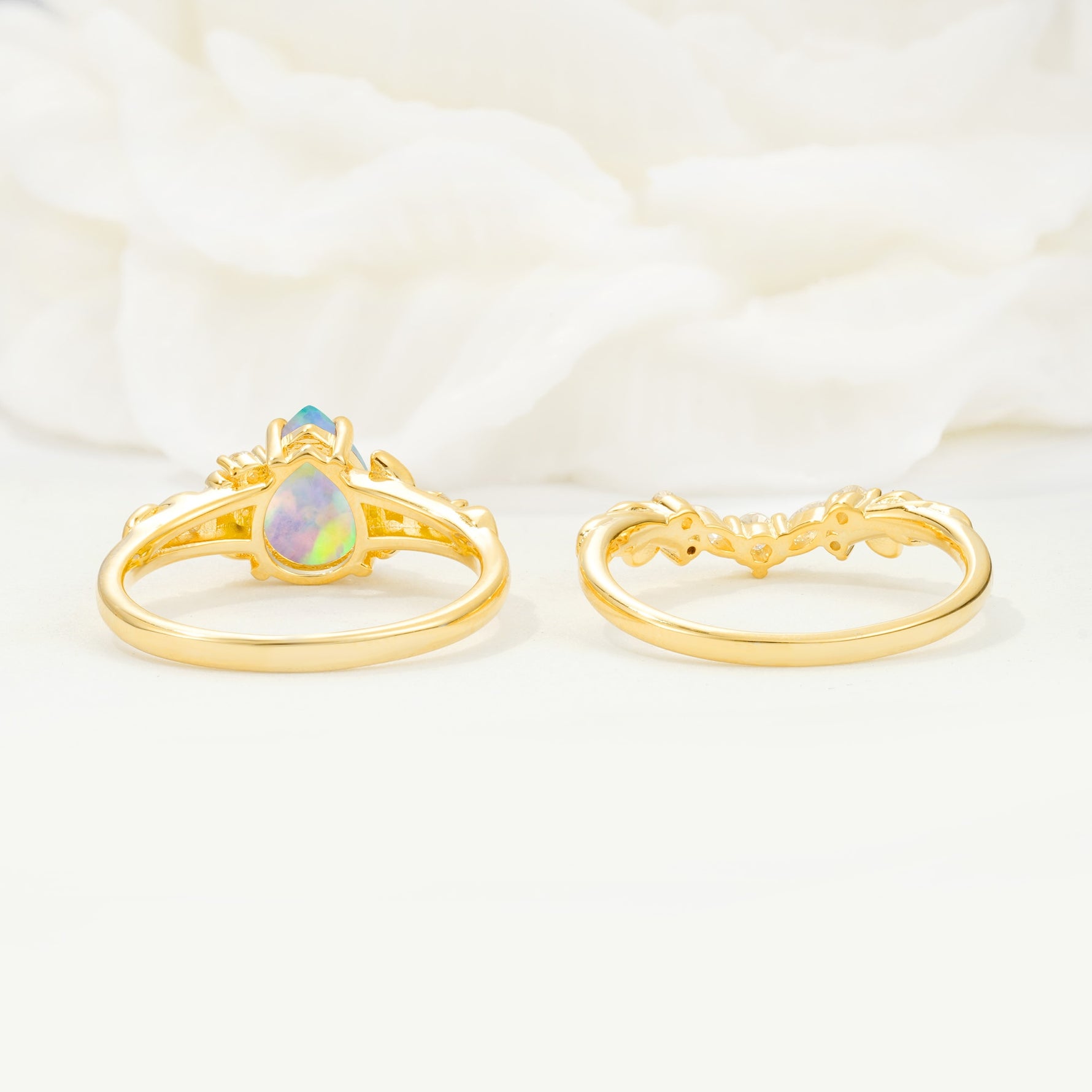 Vintage Pear Cut Fire Opal Bridal Ring Set - Additional view
