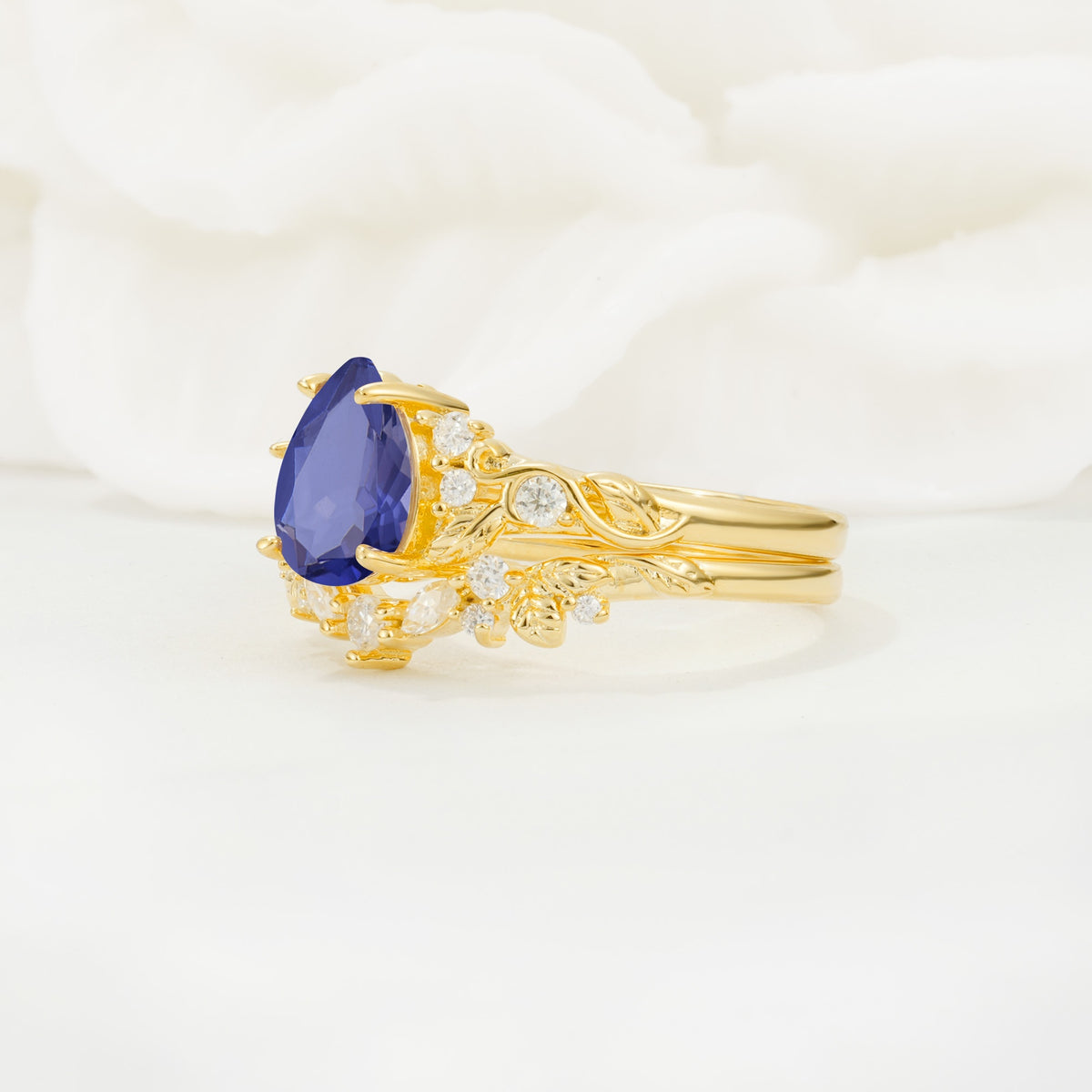 Vintage Pear Cut Tanzanite Bridal Ring Set - Rose-Gold