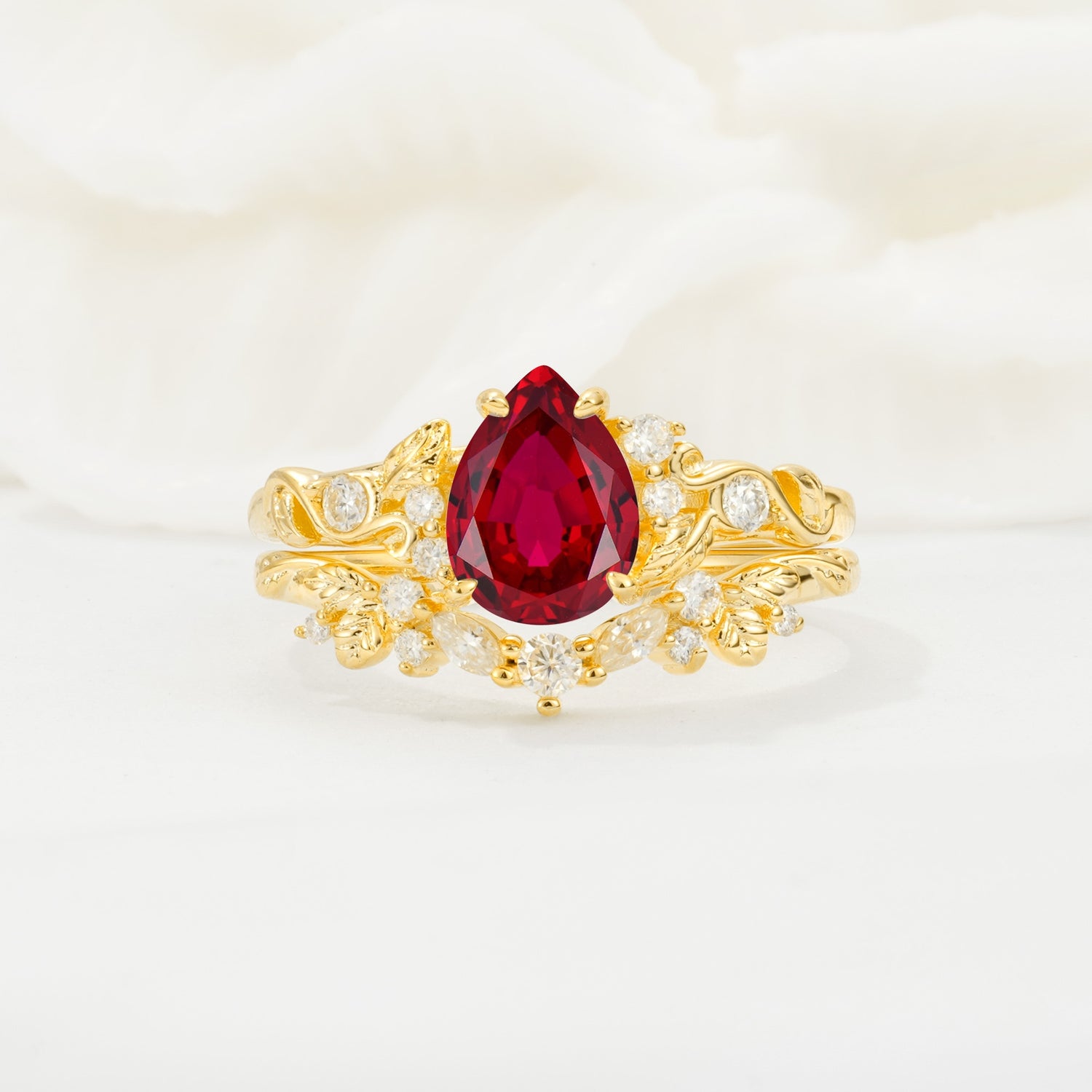 Vintage Pear Cut Ruby Bridal Ring Set - Yellow-Gold