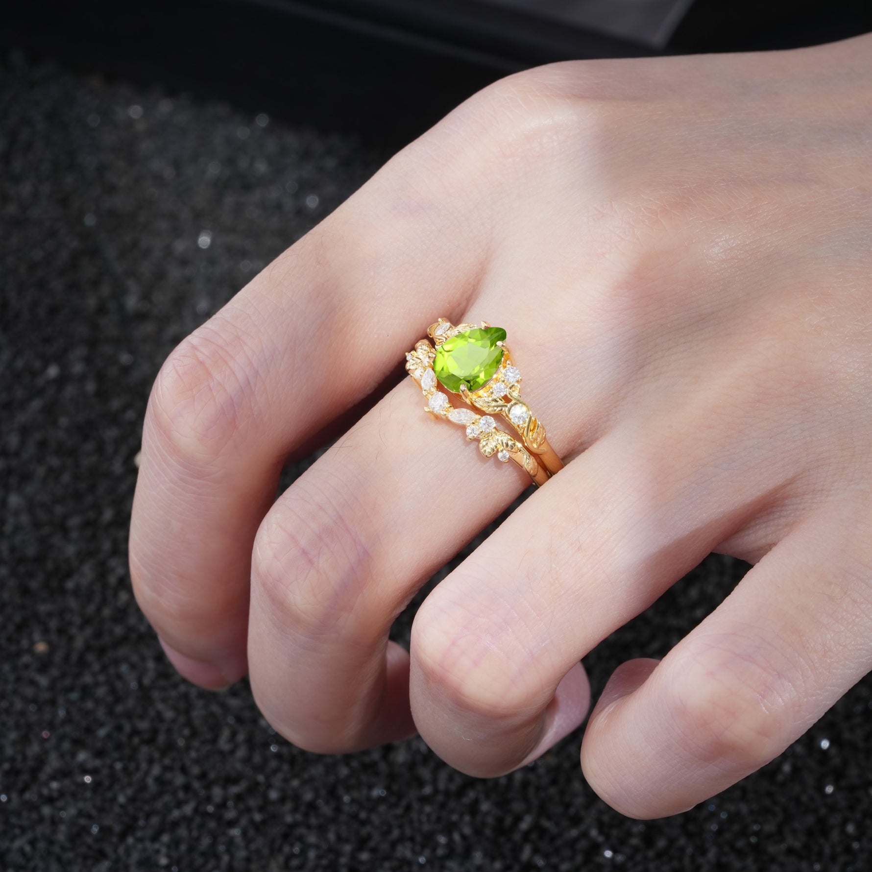 Vintage Pear Cut Peridot Bridal Ring Set - Additional view