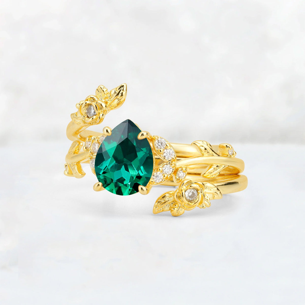 Pear Cut Emerald Floral Vine Bridal Ring Set - Additional view