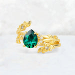 Pear Cut Emerald Floral Vine Bridal Ring Set - Additional view