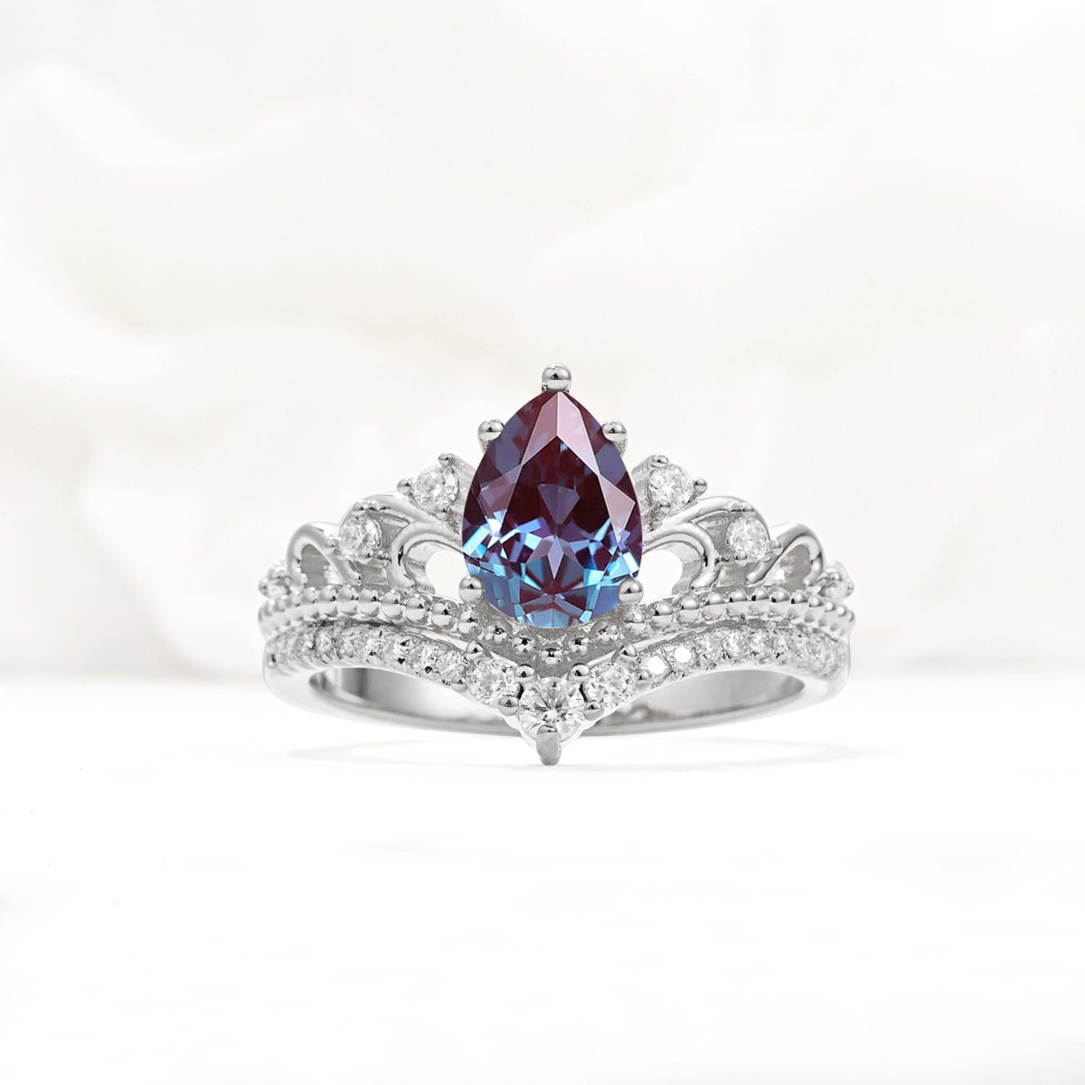 Vintage Pear Cut Alexandrite Crown Engagement Ring Set - Additional view