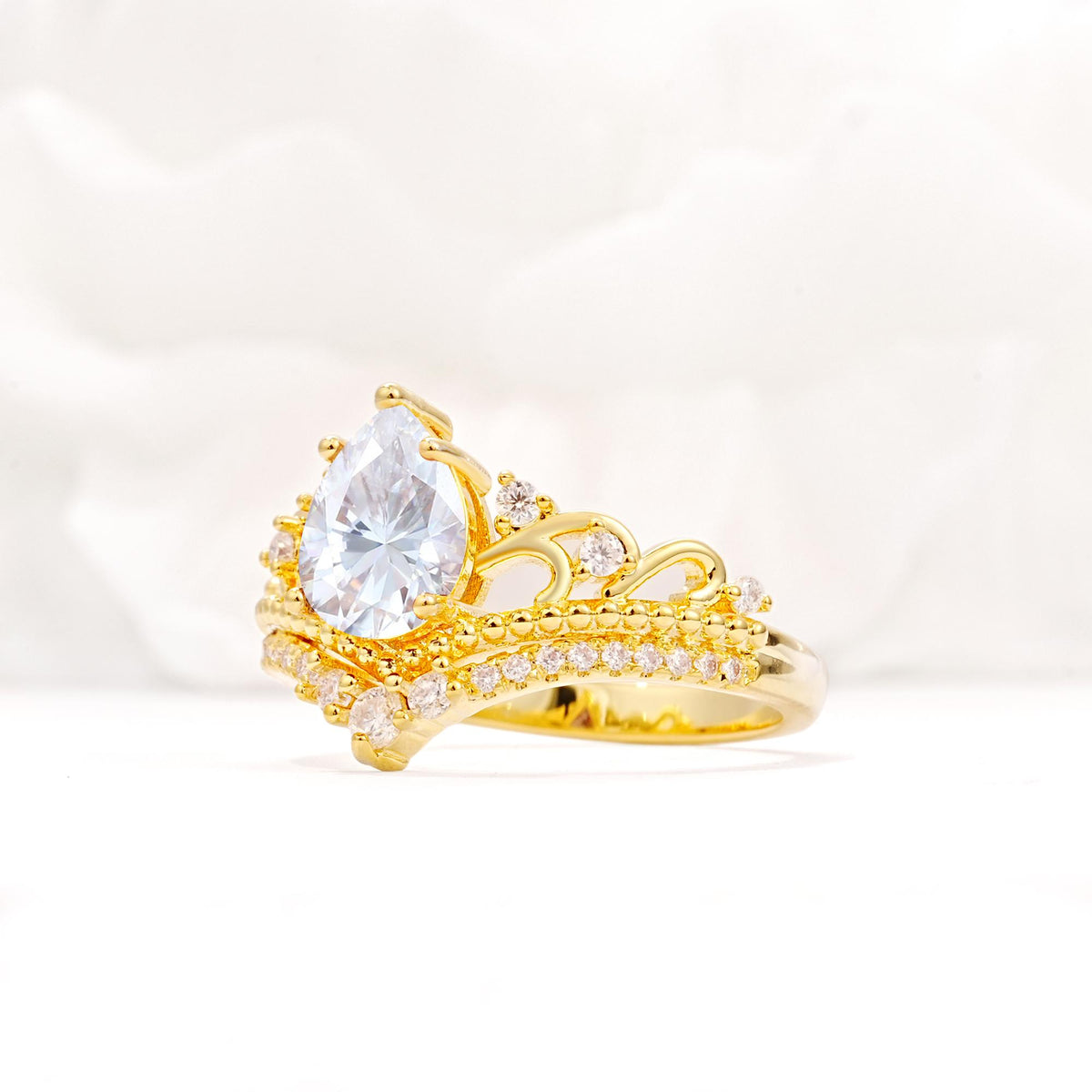 Vintage Pear Cut Moissanite Crown Engagement Ring Set - Additional view