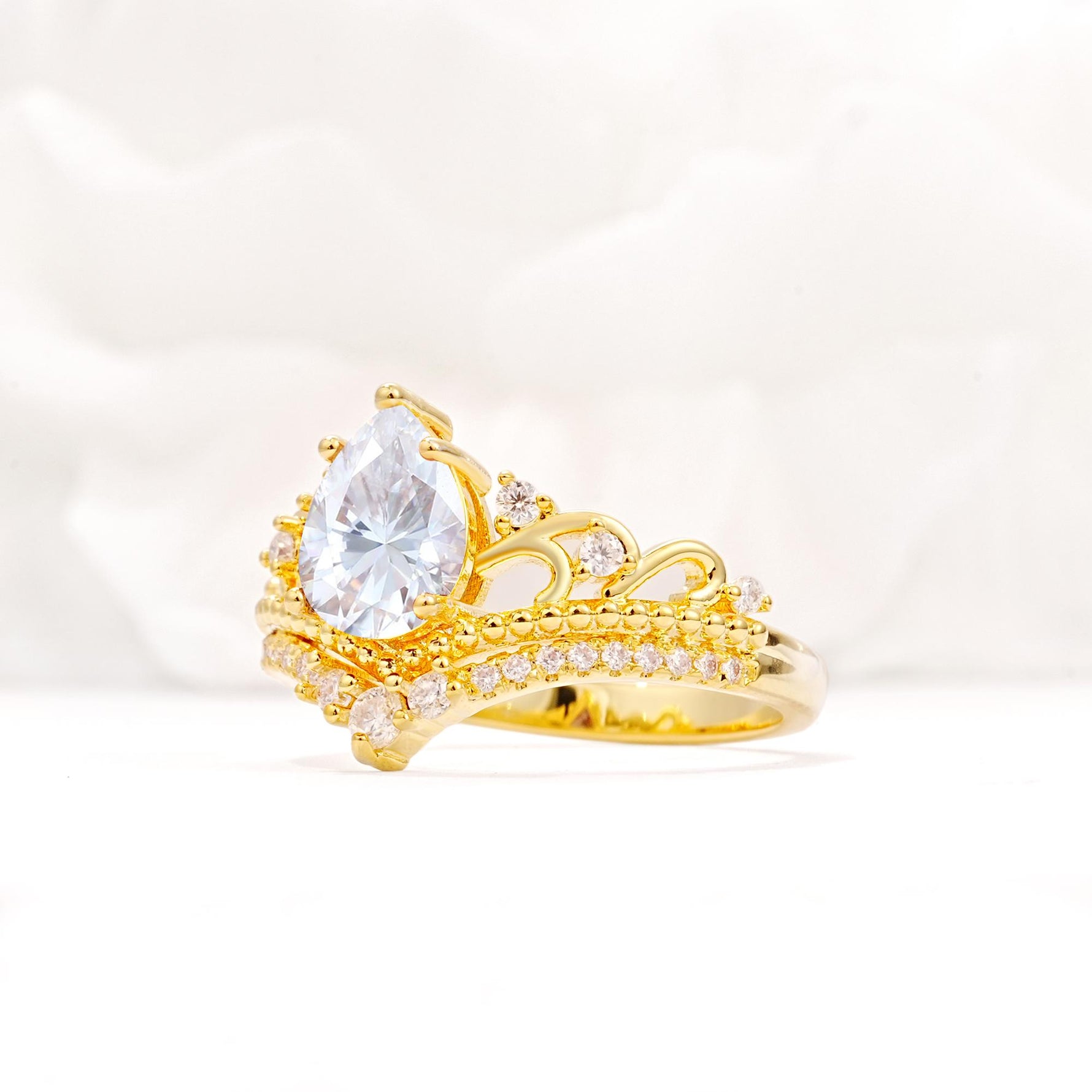 Vintage Pear Cut Moissanite Crown Engagement Ring Set - Additional view