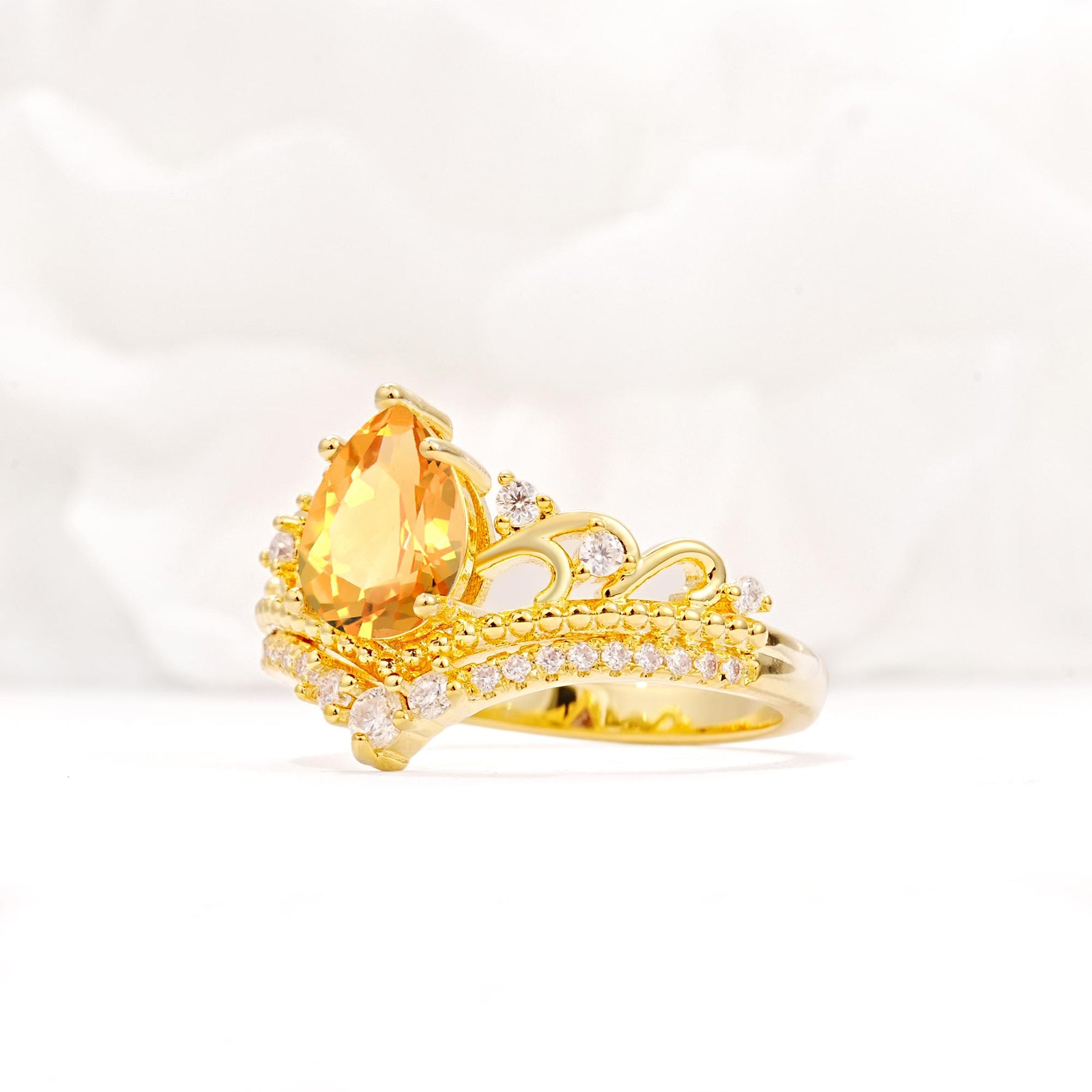 Vintage Pear Cut Citrine Crown Engagement Ring Set - Additional view