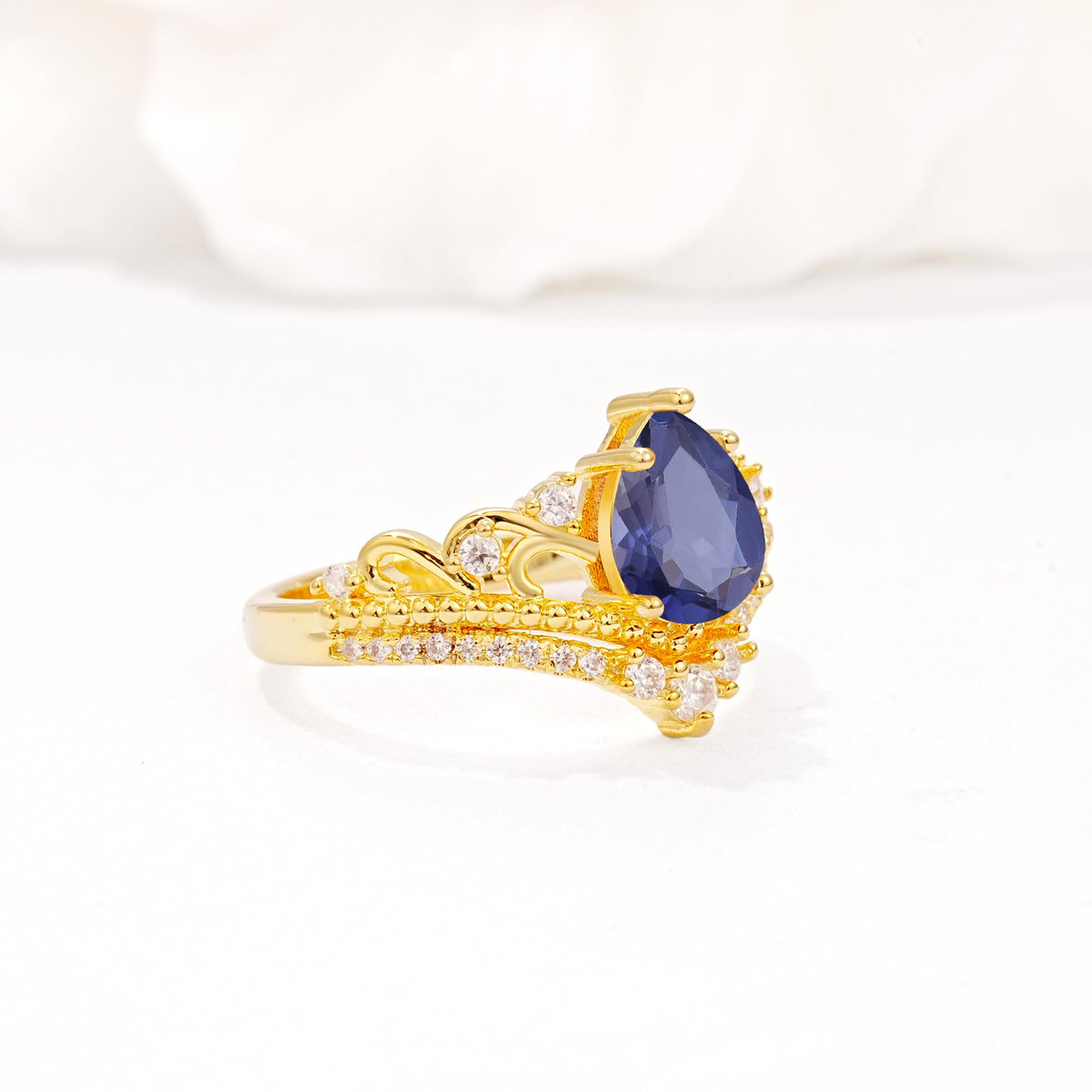 Vintage Pear Cut Tanzanite Crown Engagement Ring Set - Additional view