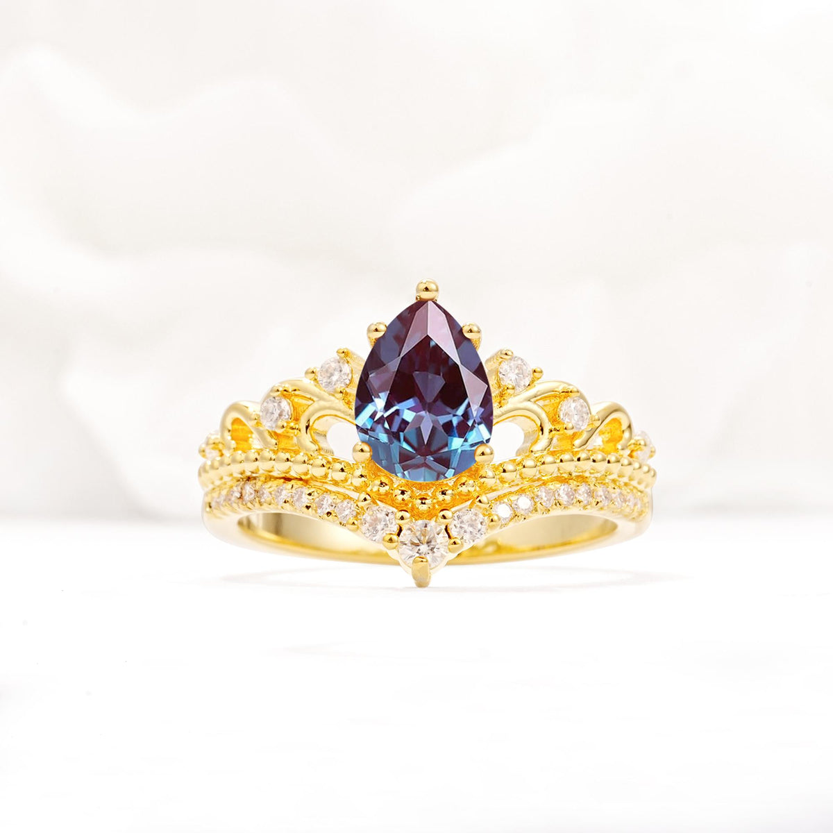 Vintage Pear Cut Alexandrite Crown Engagement Ring Set - Additional view