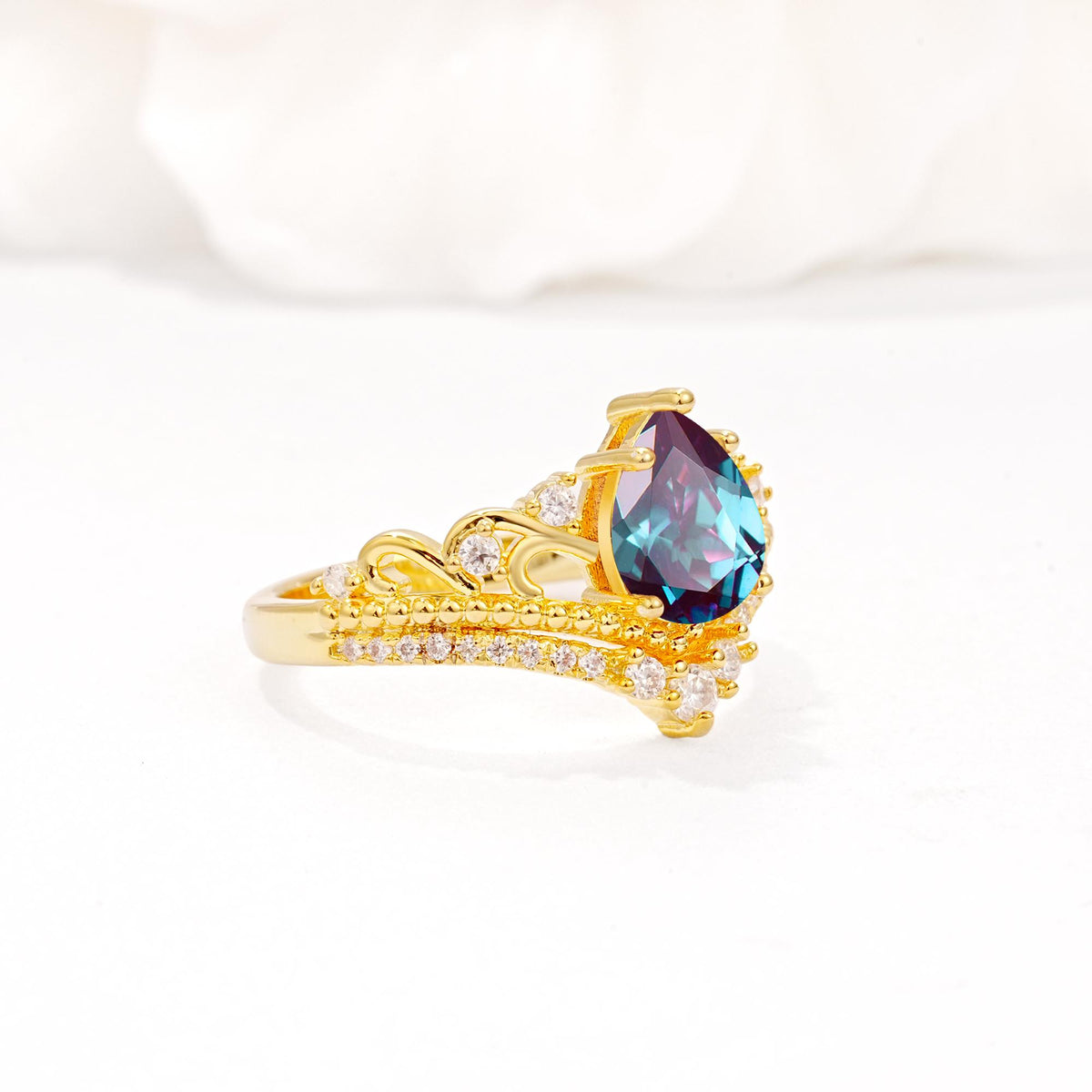 Vintage Pear Cut Alexandrite Crown Engagement Ring Set - Additional view