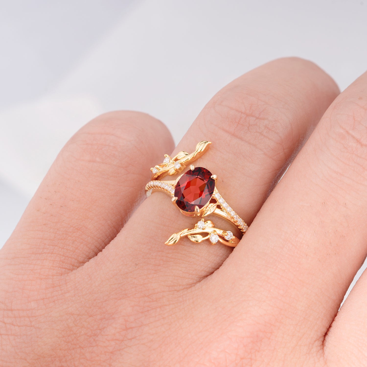 Nature-Inspired Oval Cut Garnet Bridal Ring Set for Proposal