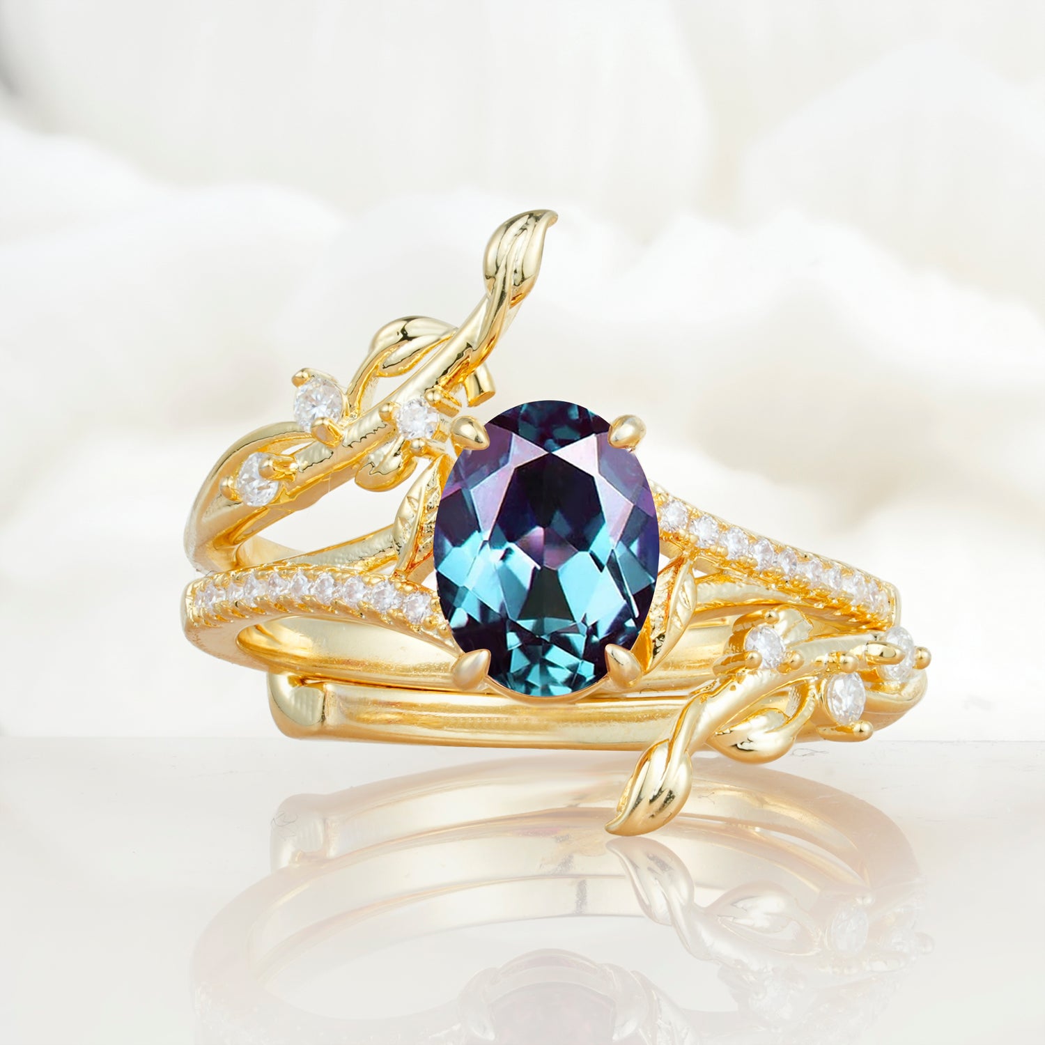 Nature-Inspired Oval Cut Alexandrite Bridal Ring Set for Proposa