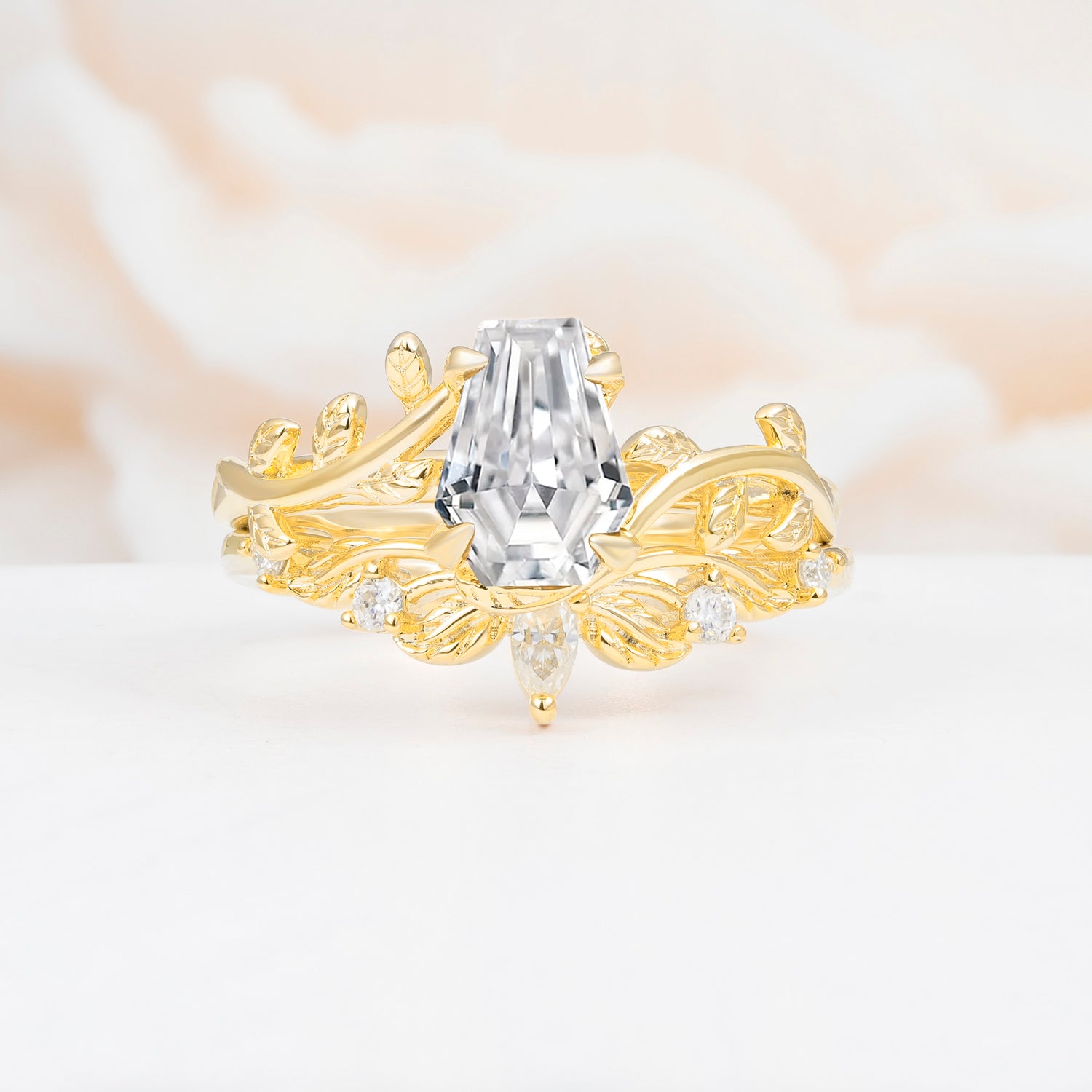 Nature-Inspired Design Coffin Cut Moissanite Bridal Ring Set