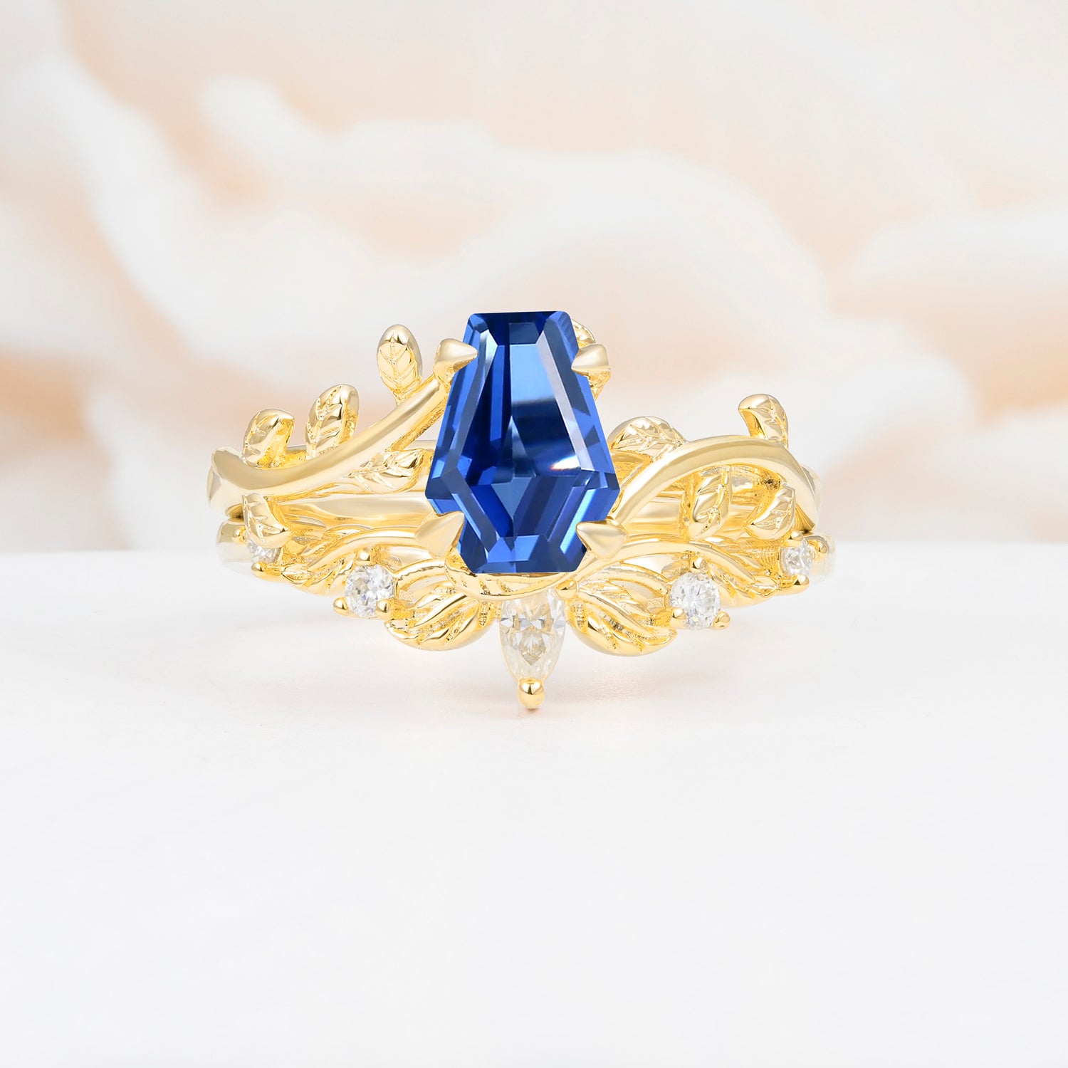 Nature-Inspired Design Coffin Cut Sapphire Bridal Ring Set