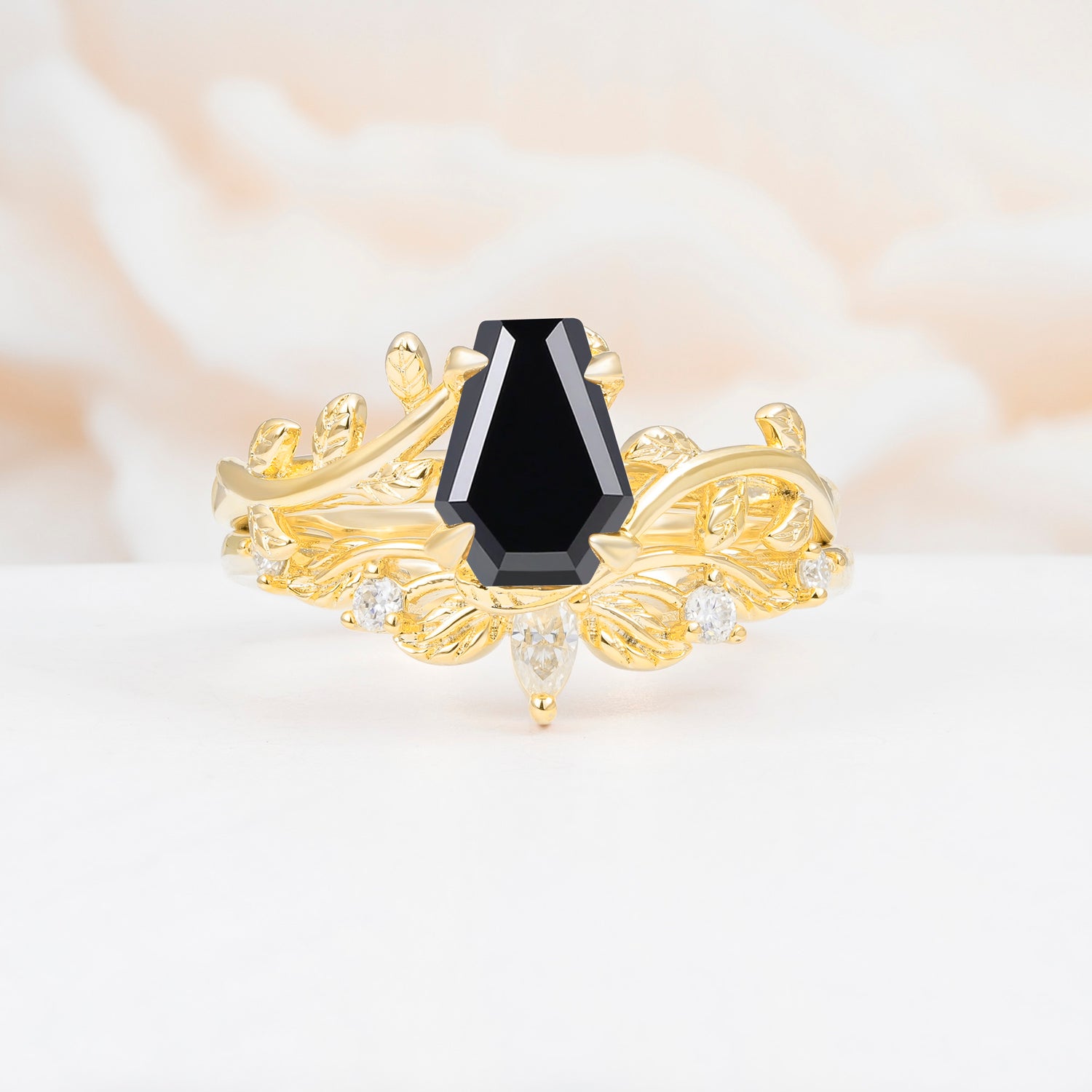 Nature-Inspired Design Coffin Cut Black Onyx Bridal Ring Set