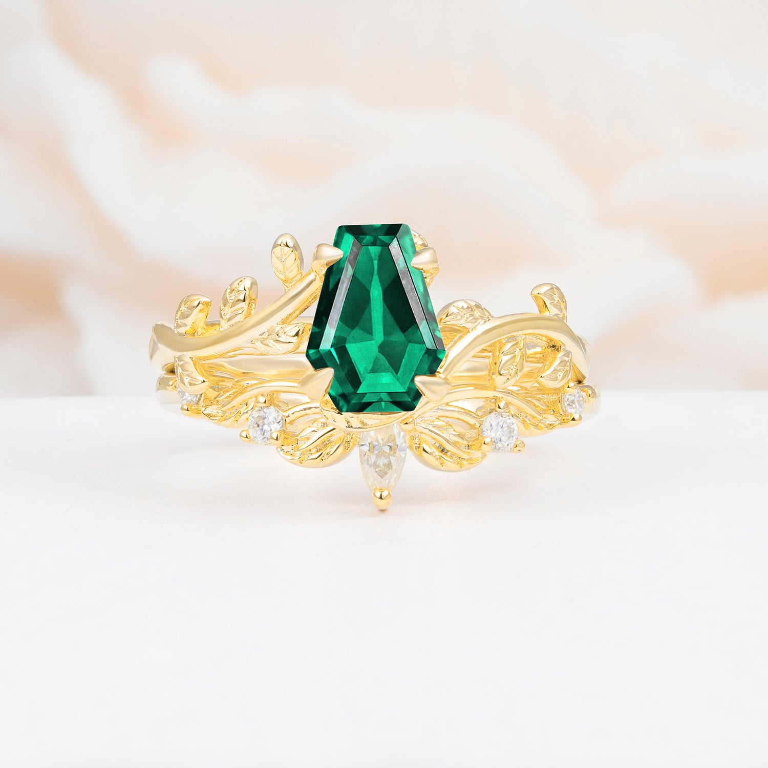 Nature-Inspired Design Coffin Cut Emerald Bridal Ring Set