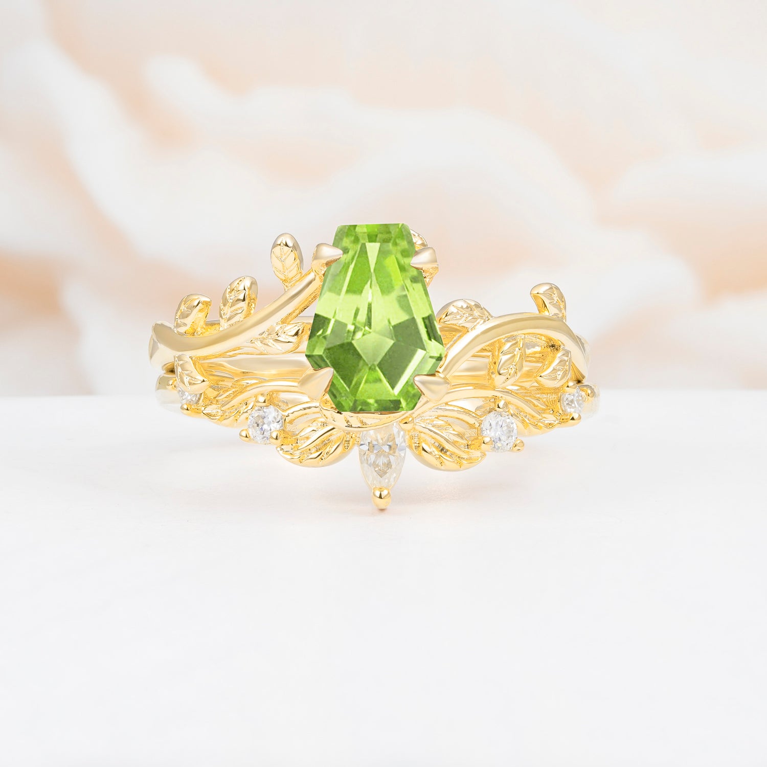 Nature-Inspired Design Coffin Cut Peridot Bridal Ring Set