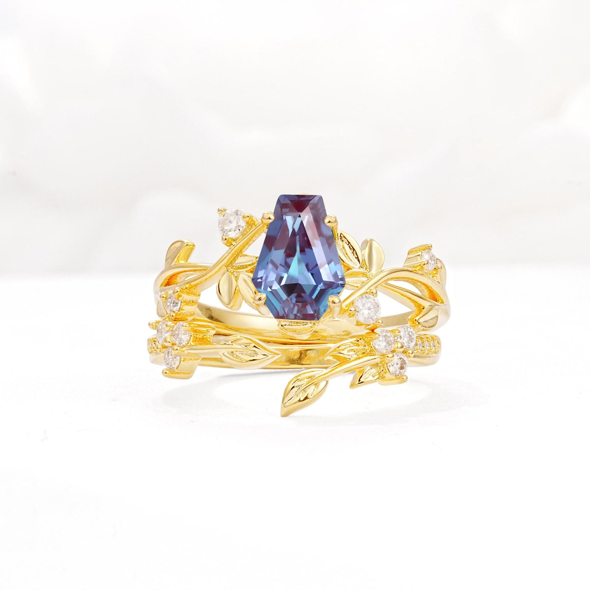 Nature-Inspired Coffin Cut Alexandrite Engagement Ring Set with Leaf Accents - Yellow-Gold
