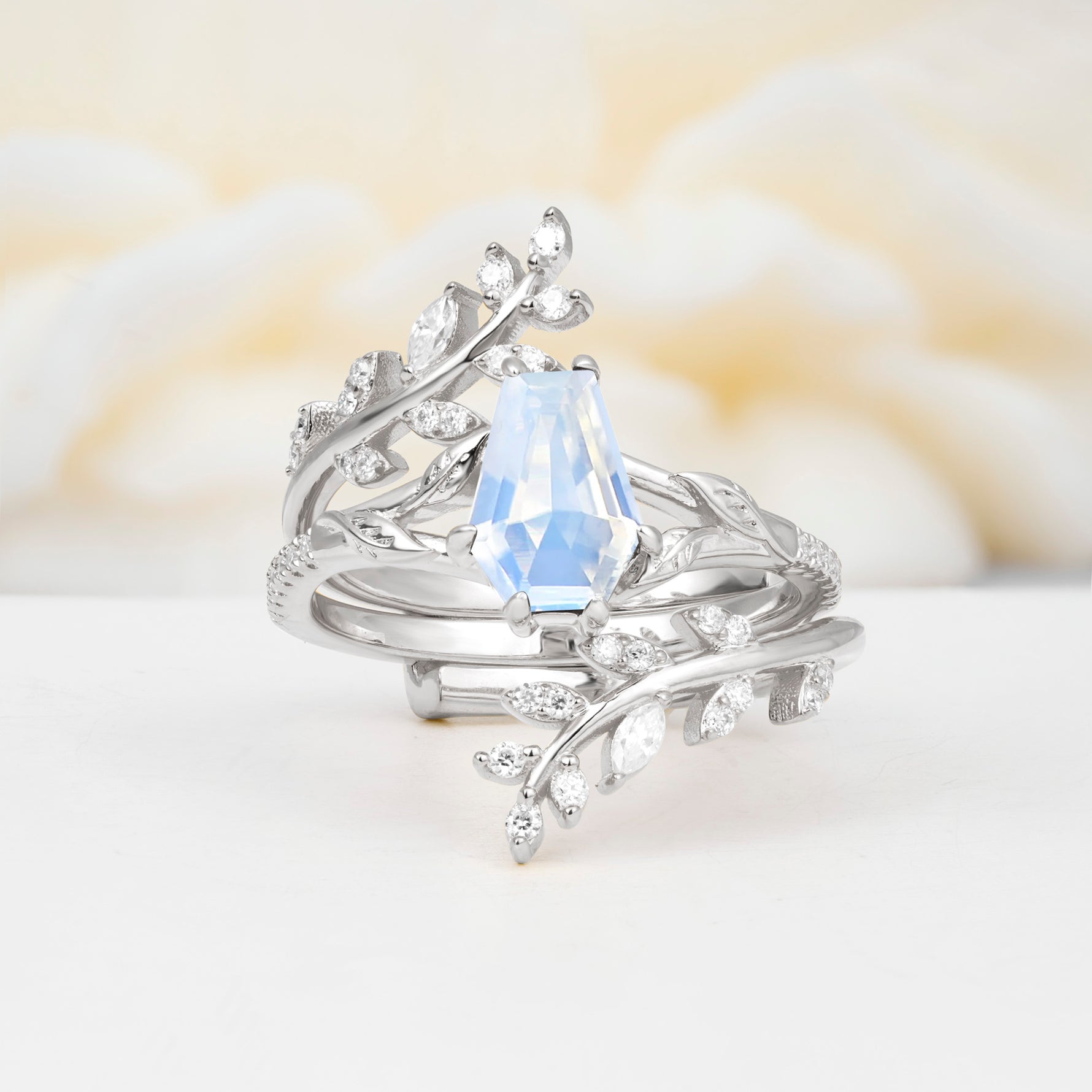 SR17144 Moonstone Ring - Additional view