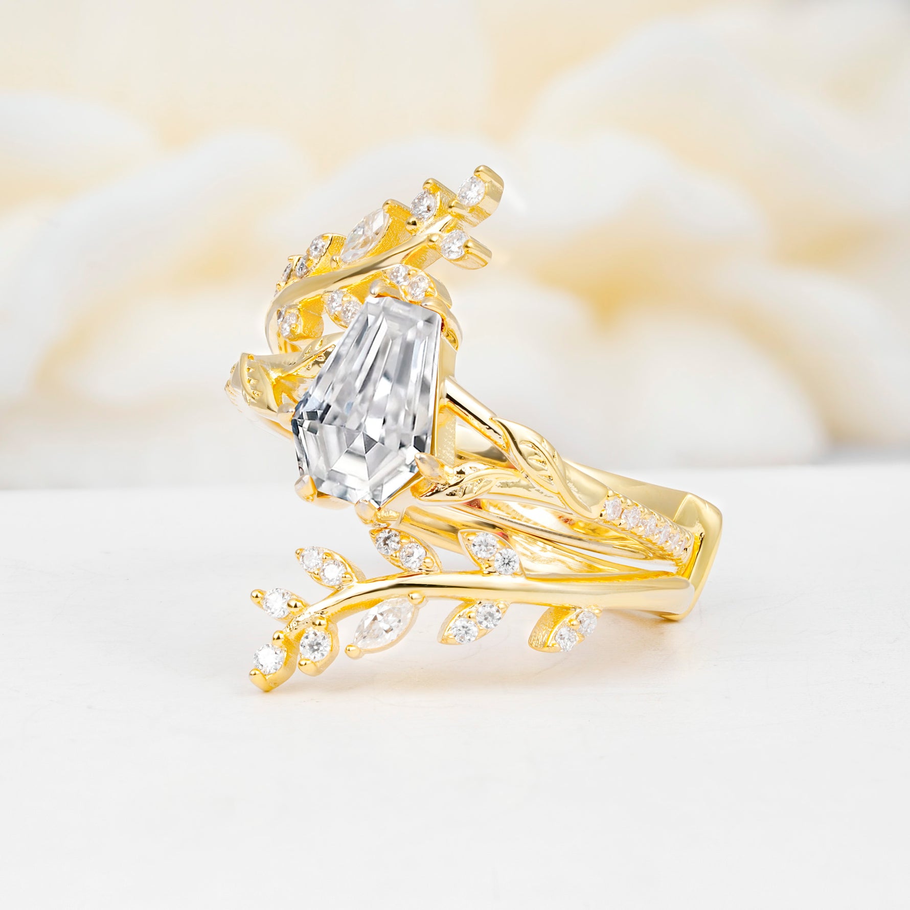 SR17144 Moissanite Ring - White-Gold