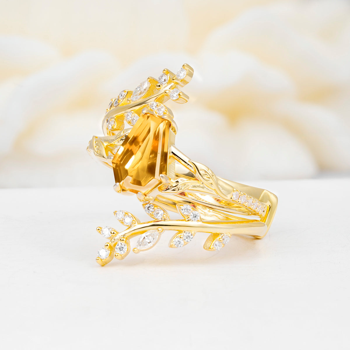 SR17144 Citrine Ring - White-Gold