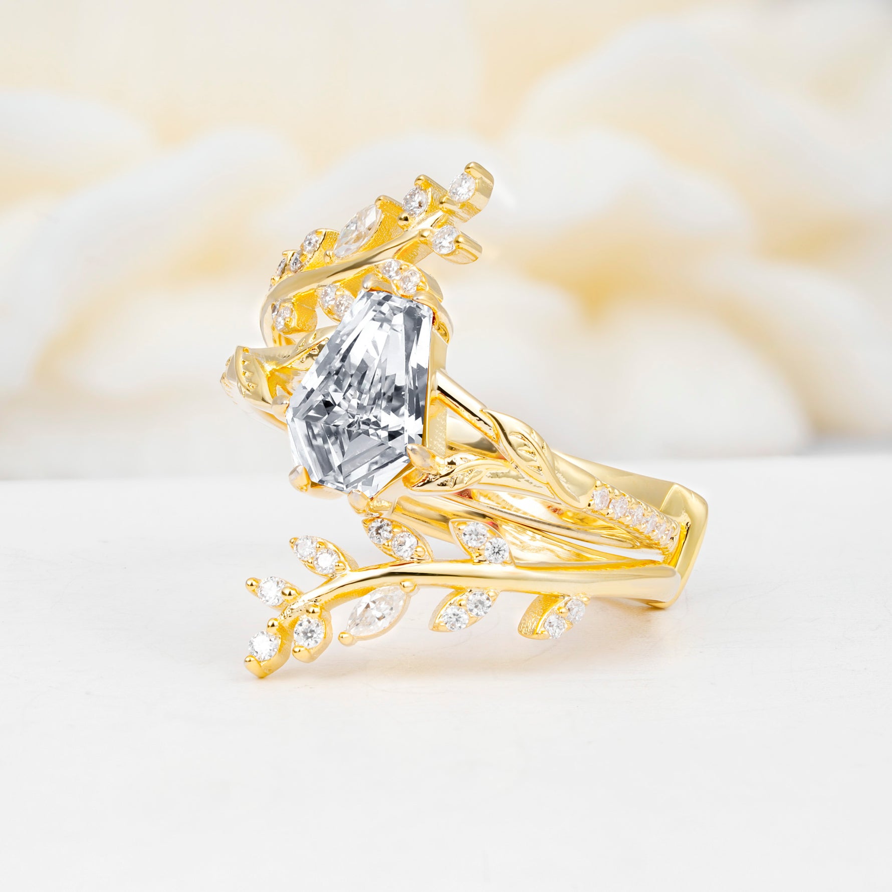 SR17144 Lab Diamond Ring - White-Gold