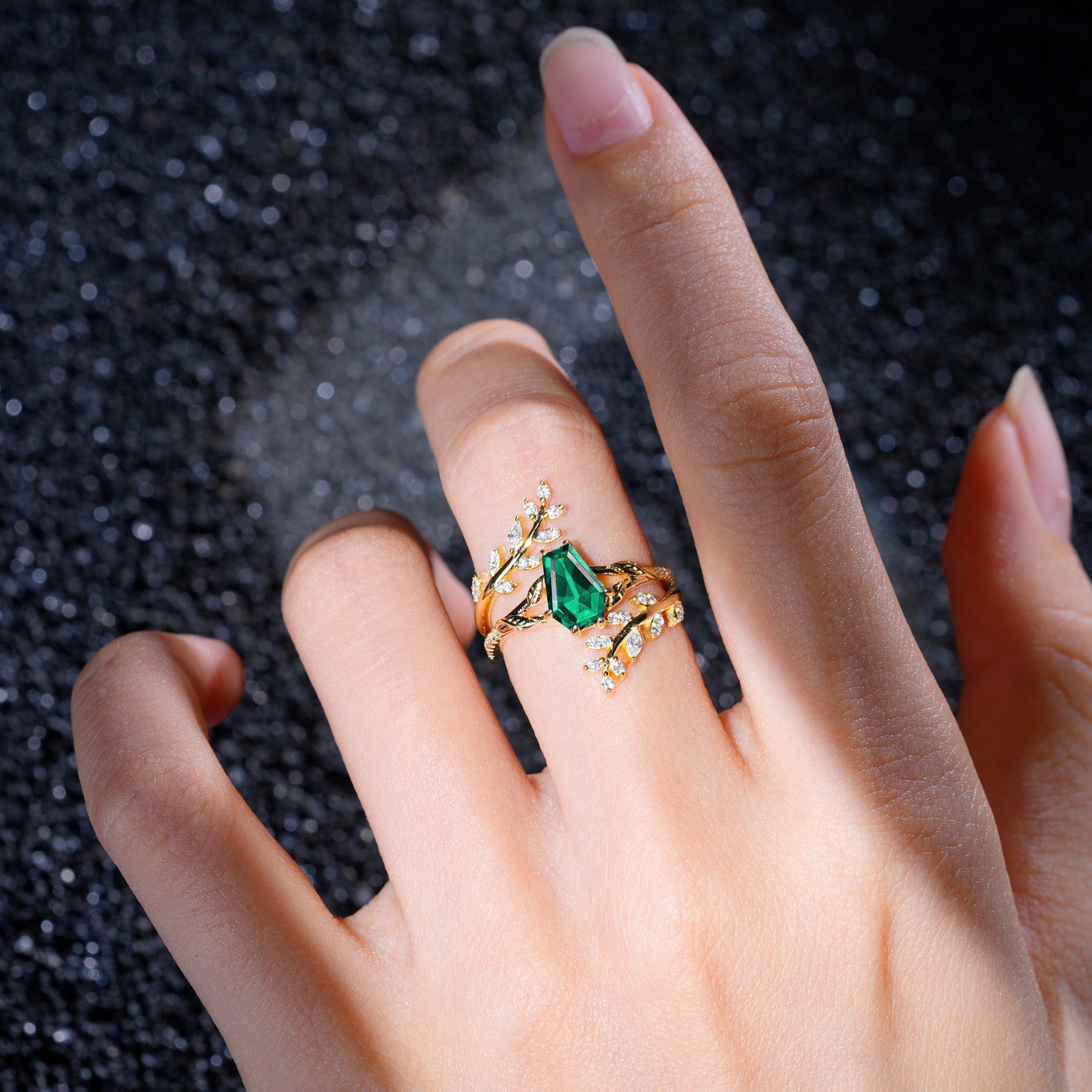 SR17144 Emerald Ring - Rose-Gold