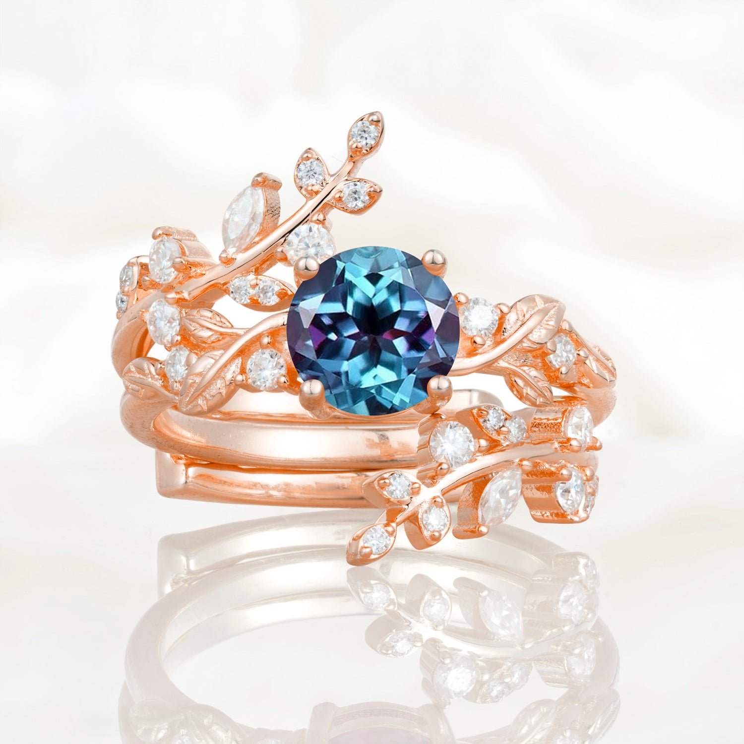 Nature Inspired Leaf Alexandrite Bridal Ring Set for Women