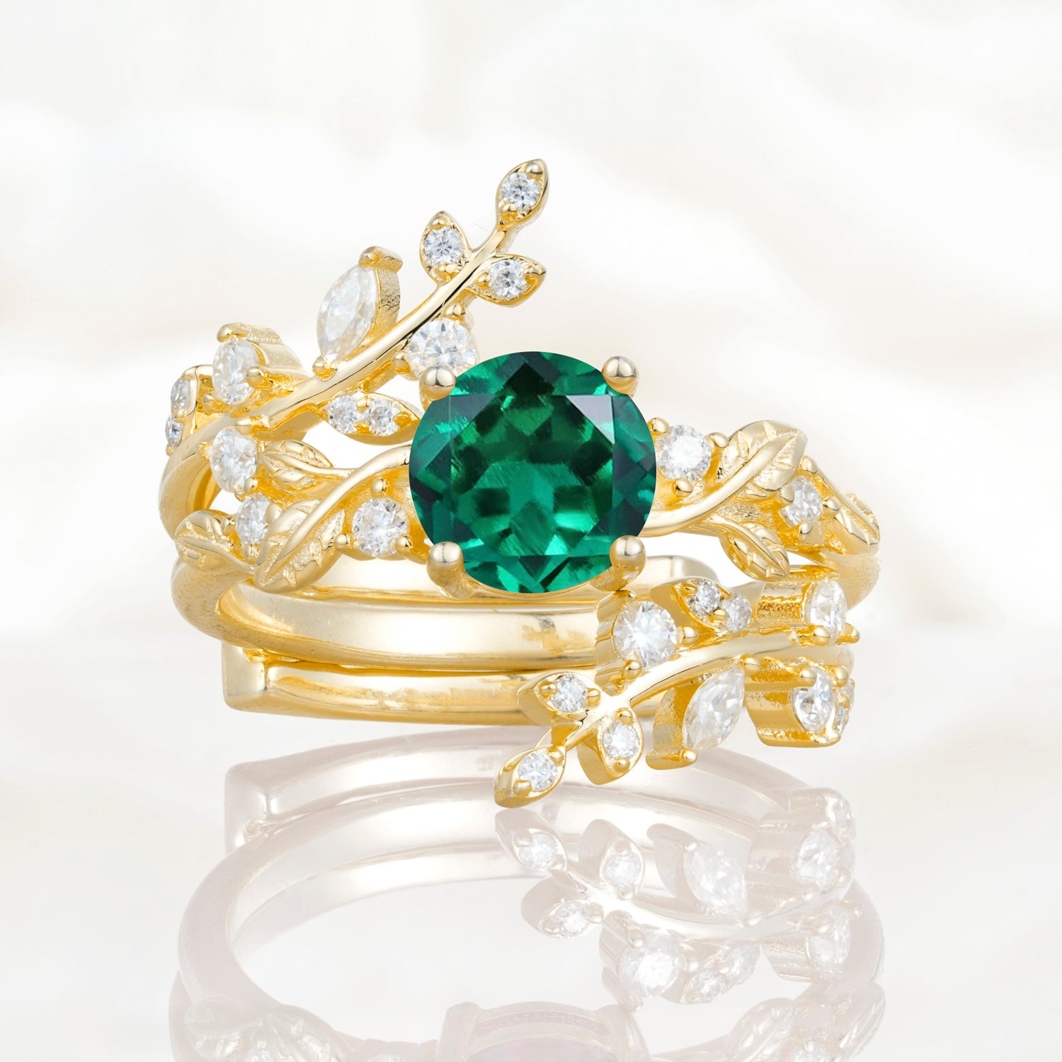Nature Inspired Leaf Emerald Bridal Ring Set for Women