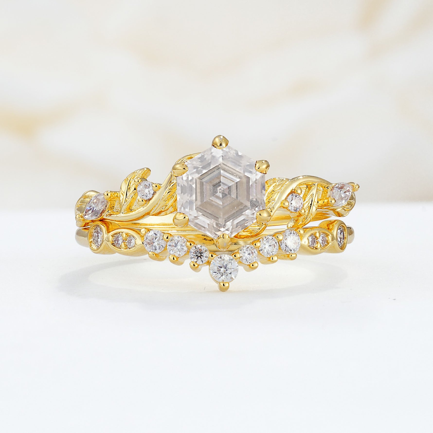SR17149 Moissanite Ring - Yellow-Gold