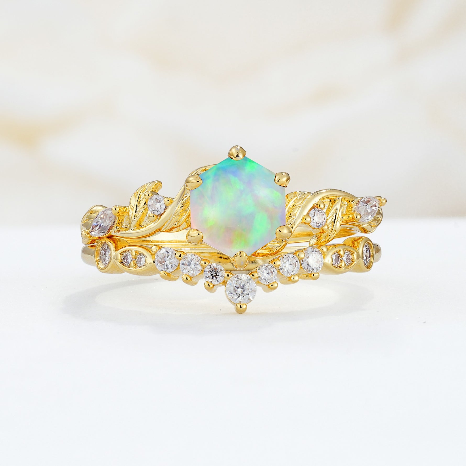 SR17149 Fire Opal Ring - Yellow-Gold