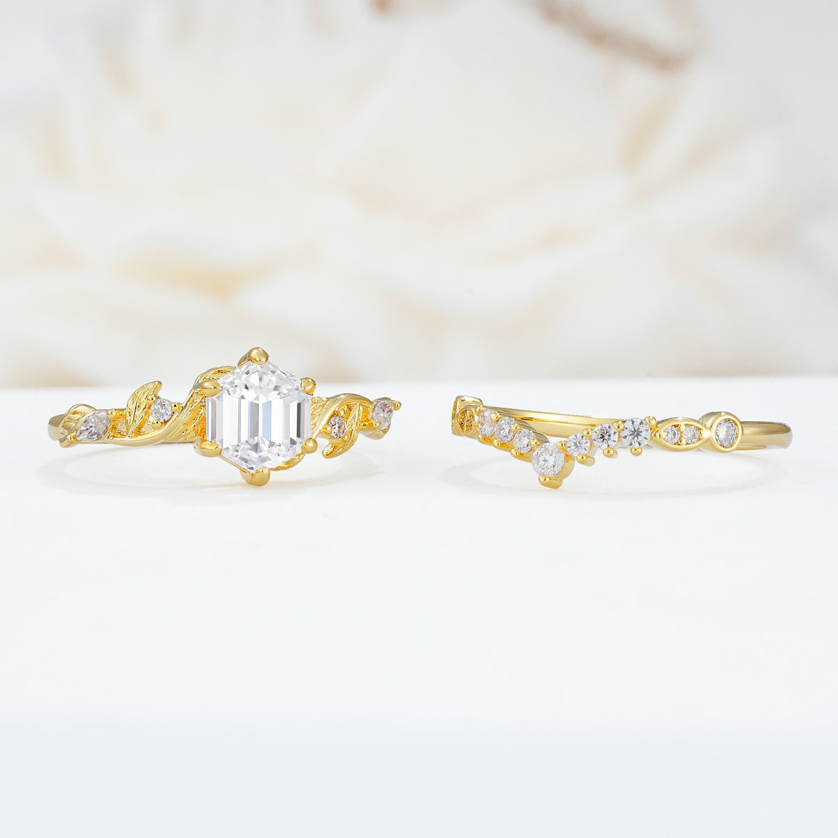 SR17149 Lab Diamond Ring - White-Gold