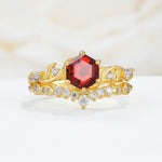 SR17149 Garnet Ring - Yellow-Gold