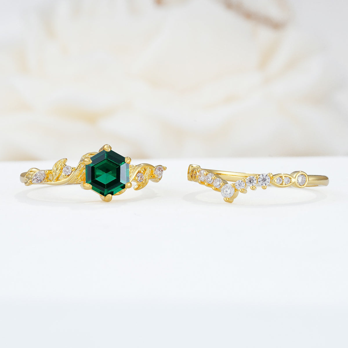 SR17149 Emerald Ring - White-Gold