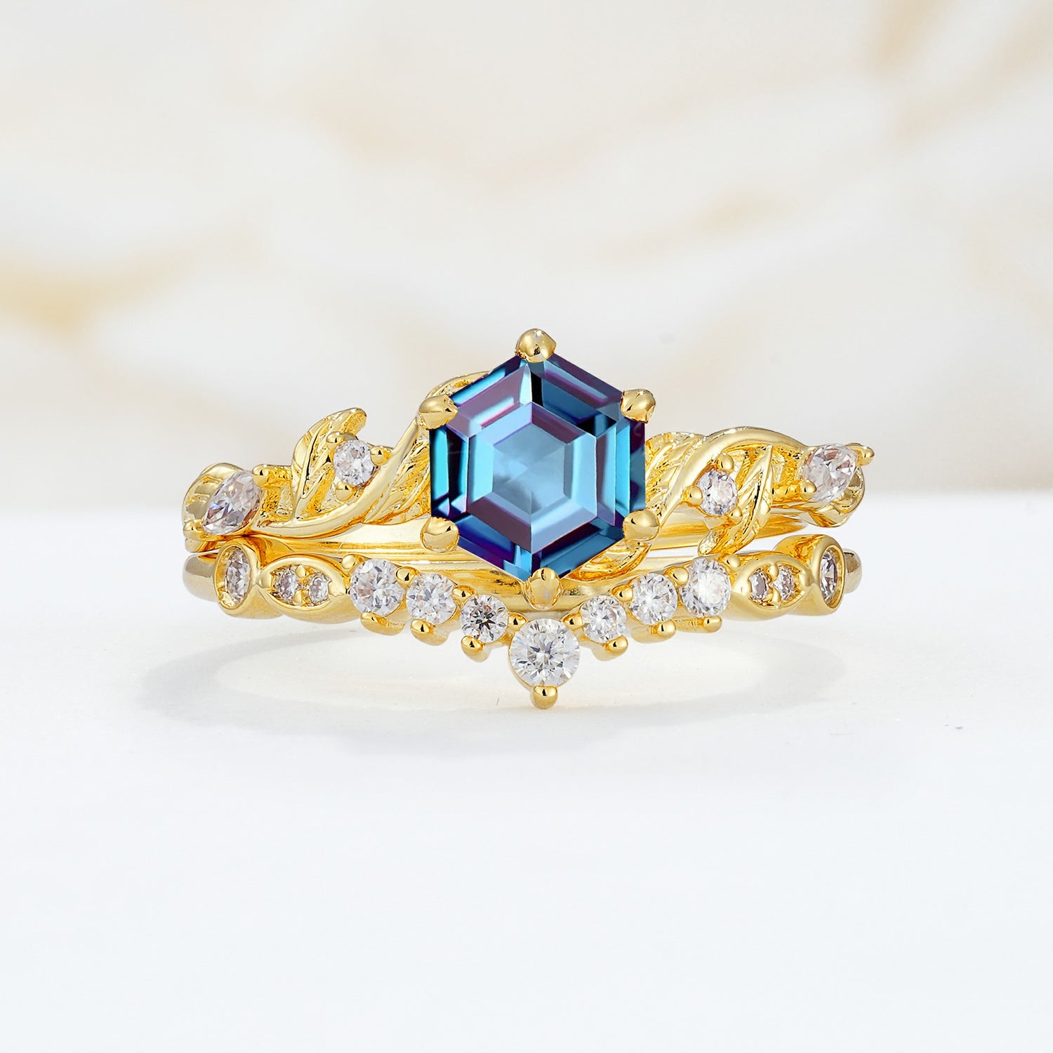 SR17149 Alexandrite Ring - Yellow-Gold
