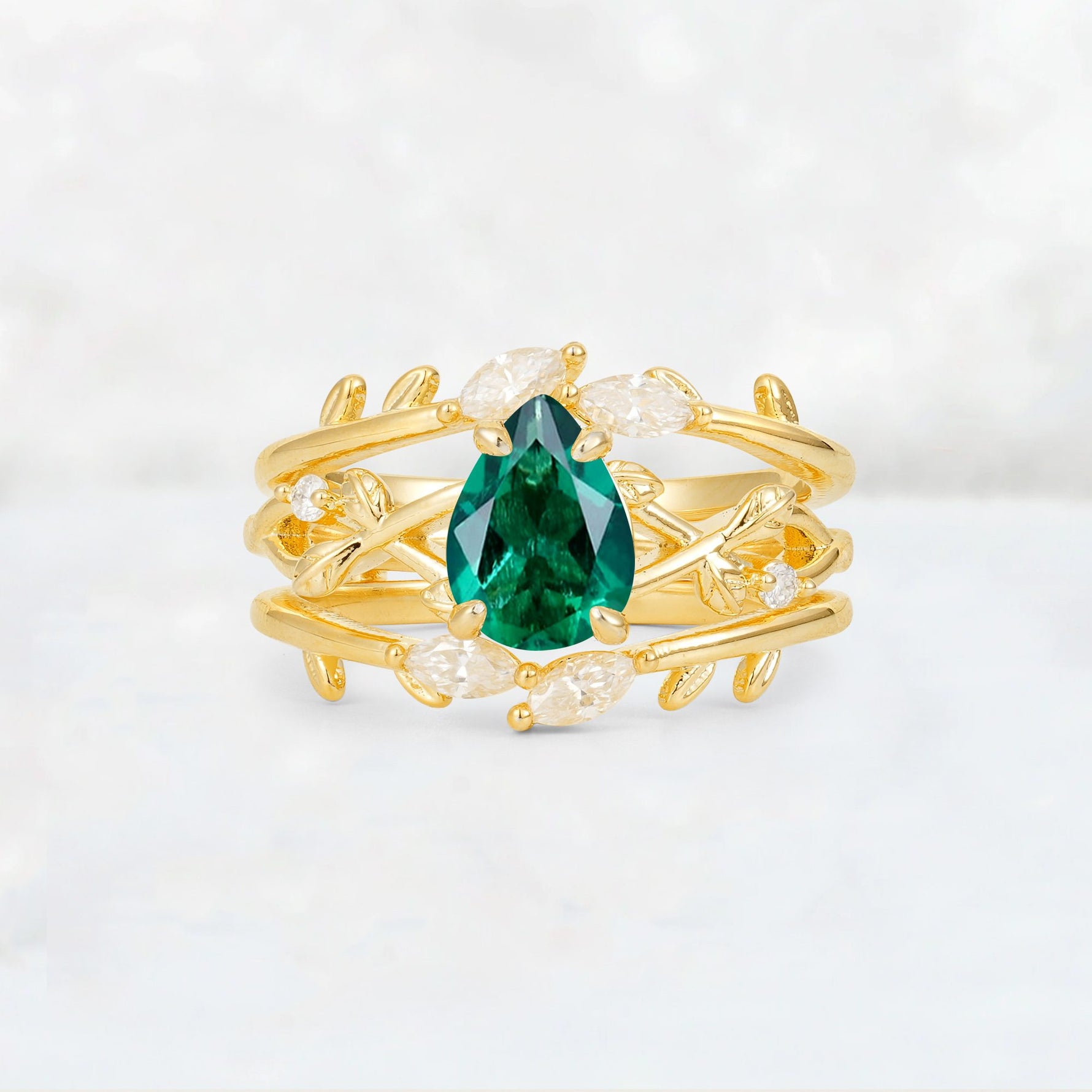 Pear Cut Emerald Leaf Vine Bridal Ring Set - Yellow-Gold