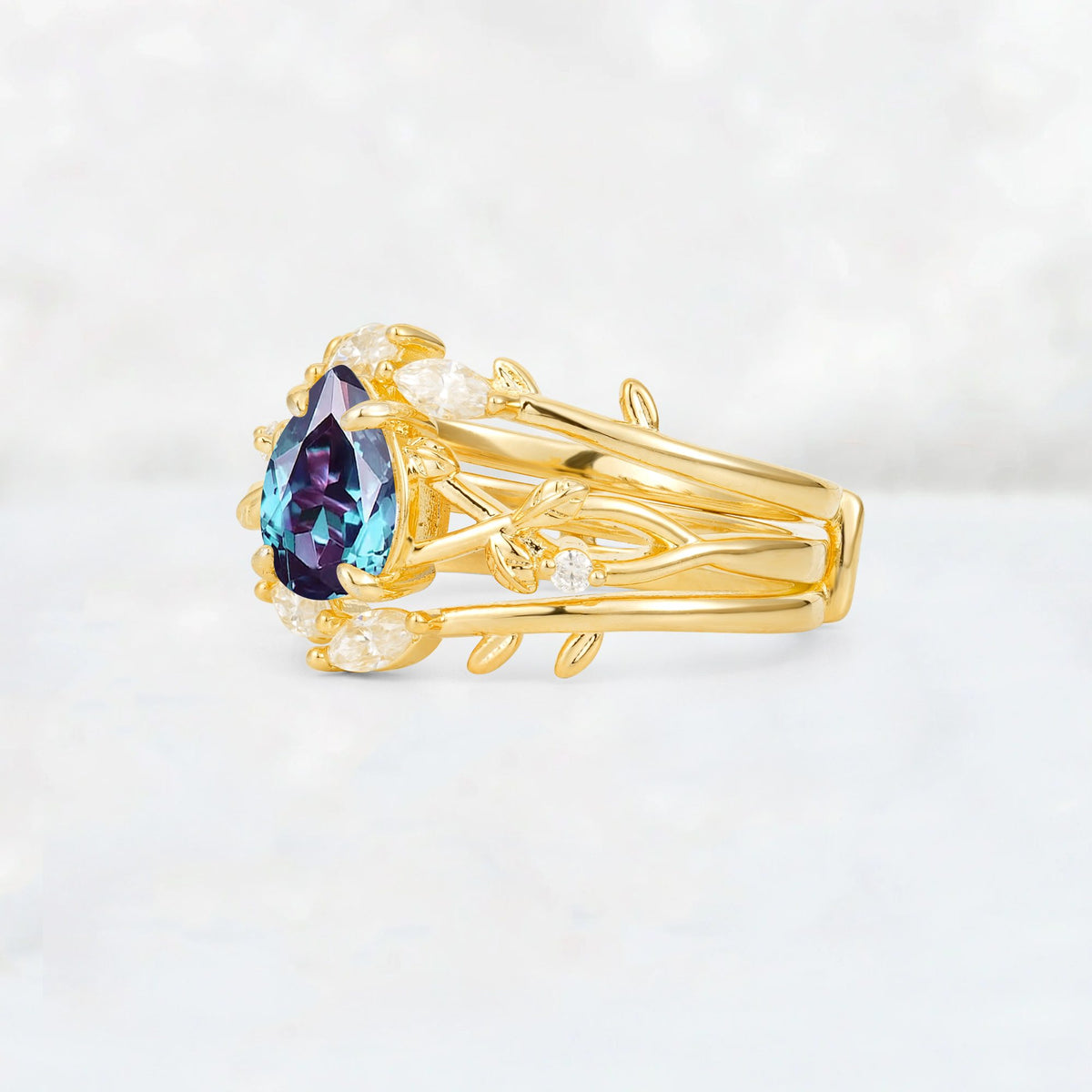 Pear Cut Alexandrite Leaf Vine Bridal Ring Set - Rose-Gold