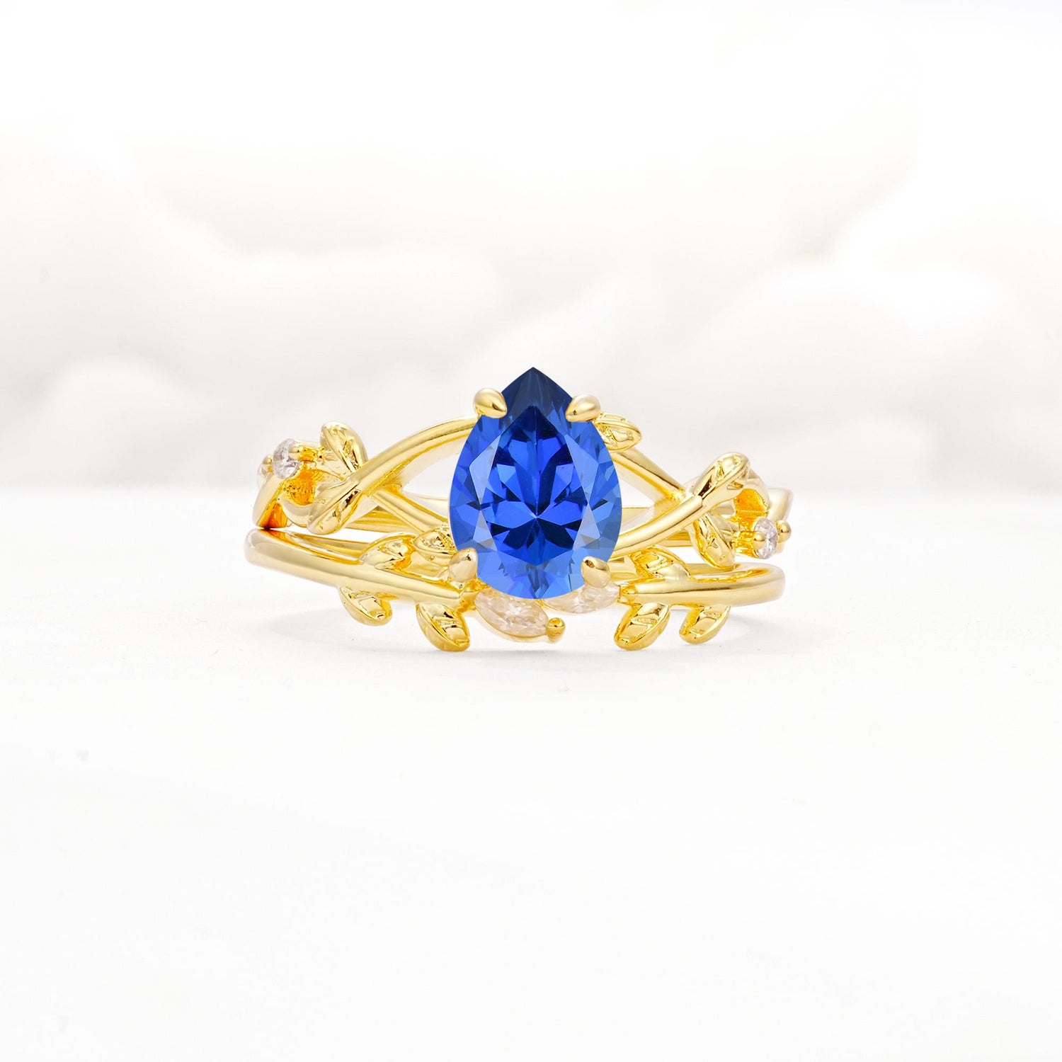 Botanical Twisted Vine Pear Cut Sapphire Bridal Ring Set - Yellow-Gold