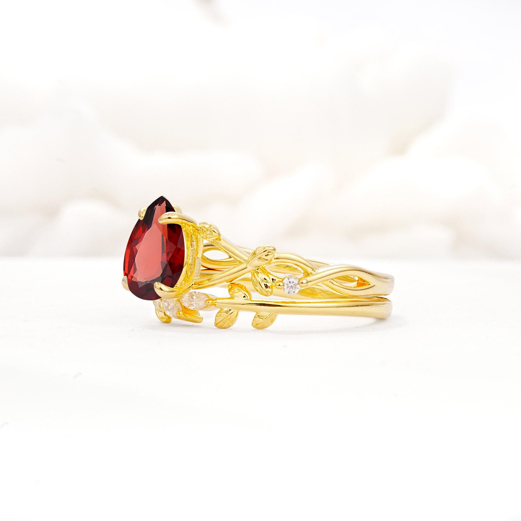 Botanical Twisted Vine Pear Cut Garnet Bridal Ring Set - Rose-Gold