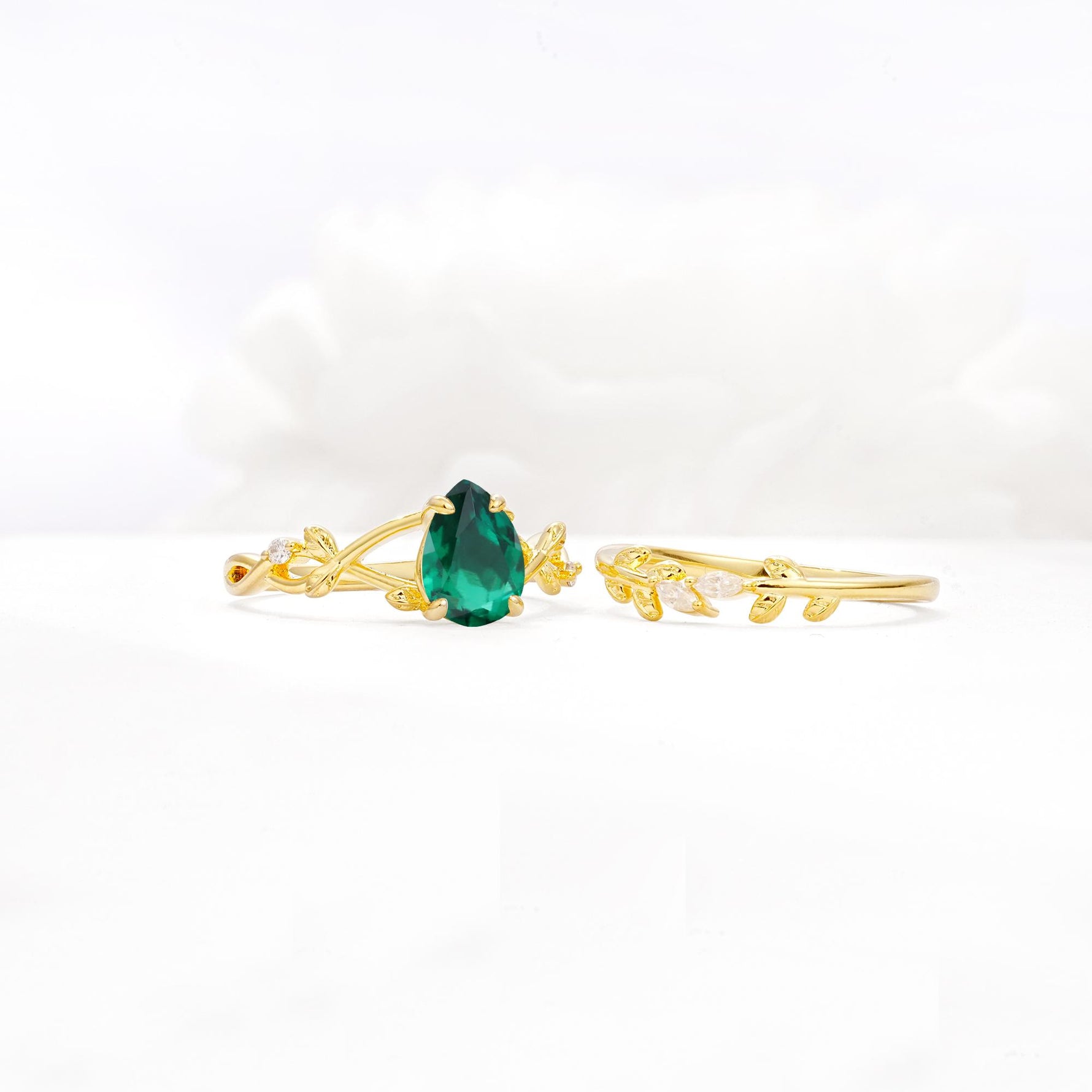 Botanical Twisted Vine Pear Cut Emerald Bridal Ring Set - White-Gold