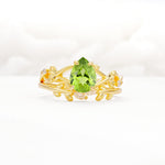 Botanical Twisted Vine Pear Cut Peridot Bridal Ring Set - Yellow-Gold