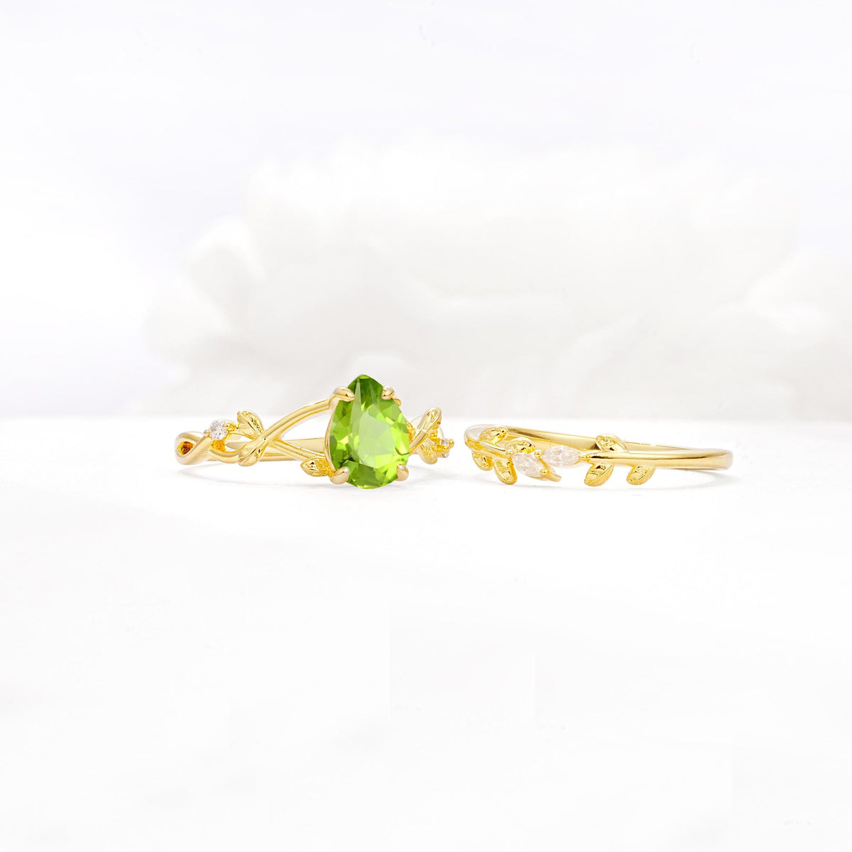 Botanical Twisted Vine Pear Cut Peridot Bridal Ring Set - White-Gold