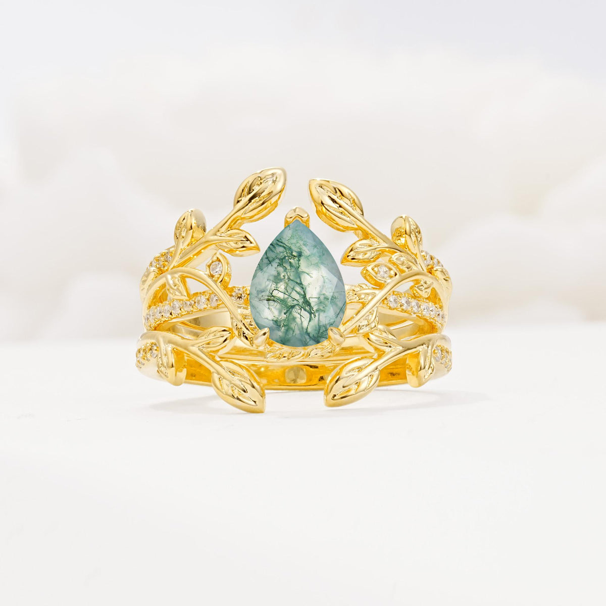 Pear Cut Moss Agate Floral Engagement Ring Set - Yellow-Gold