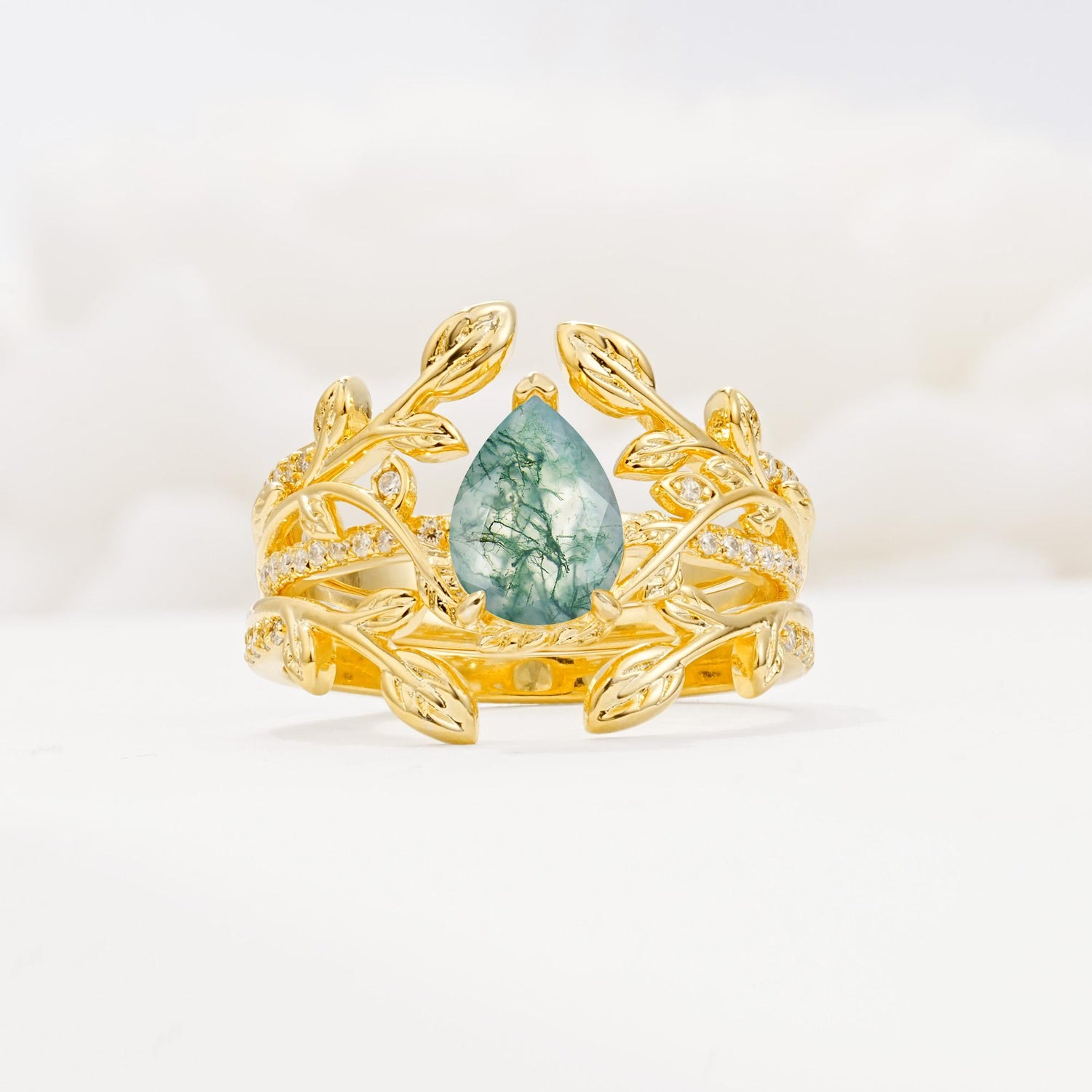 Pear Cut Moss Agate Floral Engagement Ring Set - Yellow-Gold