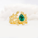 Pear Cut Emerald Floral Engagement Ring Set - Rose-Gold