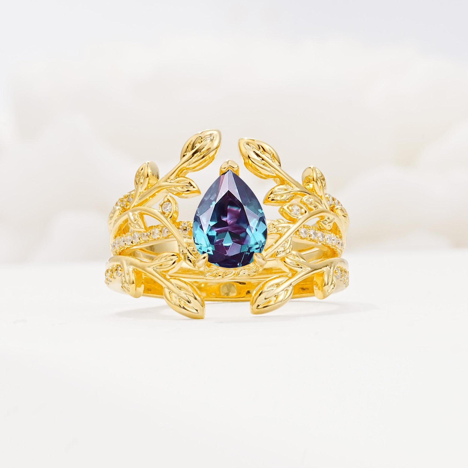 Pear Cut Alexandrite Floral Engagement Ring Set - Yellow-Gold