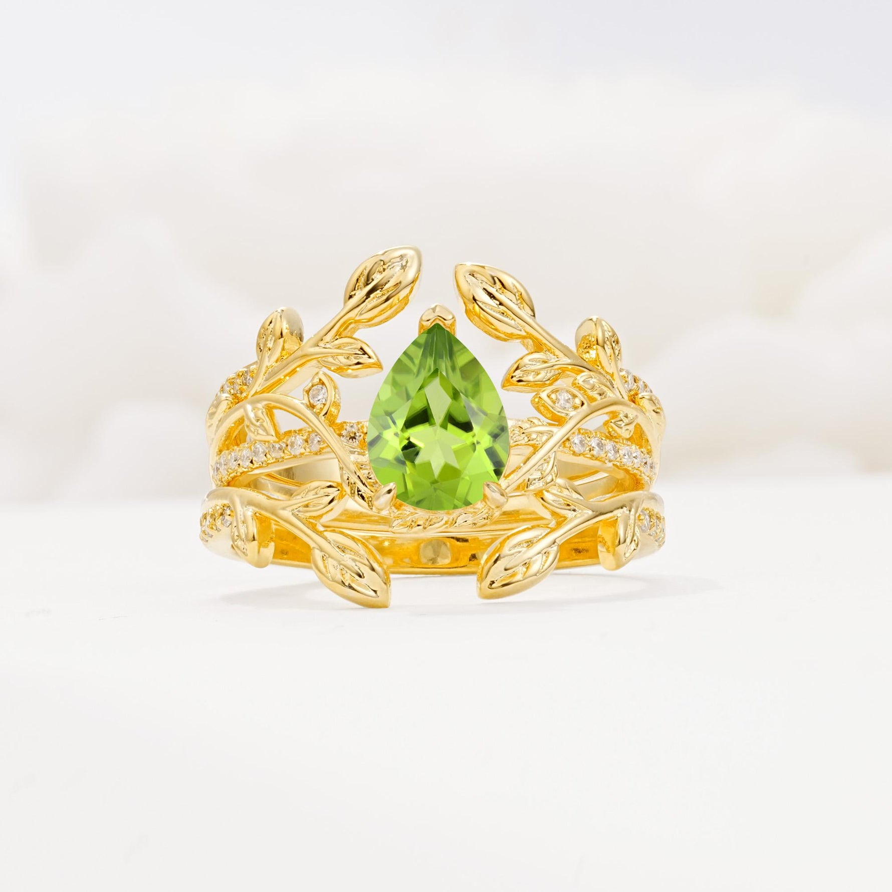 Pear Cut Peridot Floral Engagement Ring Set - Yellow-Gold