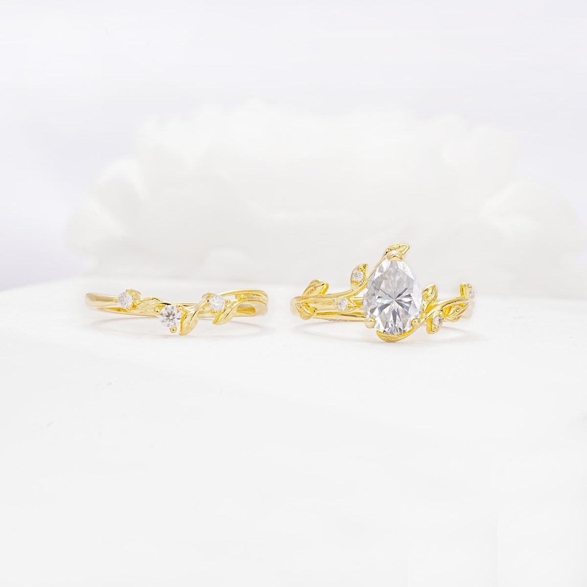 Nature-Inspired Pear Cut Moissanite Engagement Ring Set with Twisted Vine Accents - Additional view