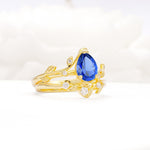 Nature-Inspired Pear Cut Sapphire Engagement Ring Set with Twisted Vine Accents - Rose-Gold