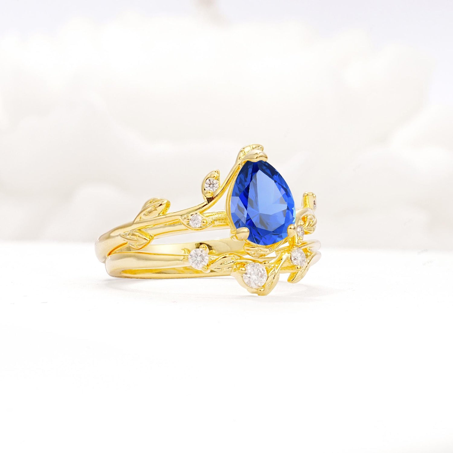 Nature-Inspired Pear Cut Sapphire Engagement Ring Set with Twisted Vine Accents - Rose-Gold